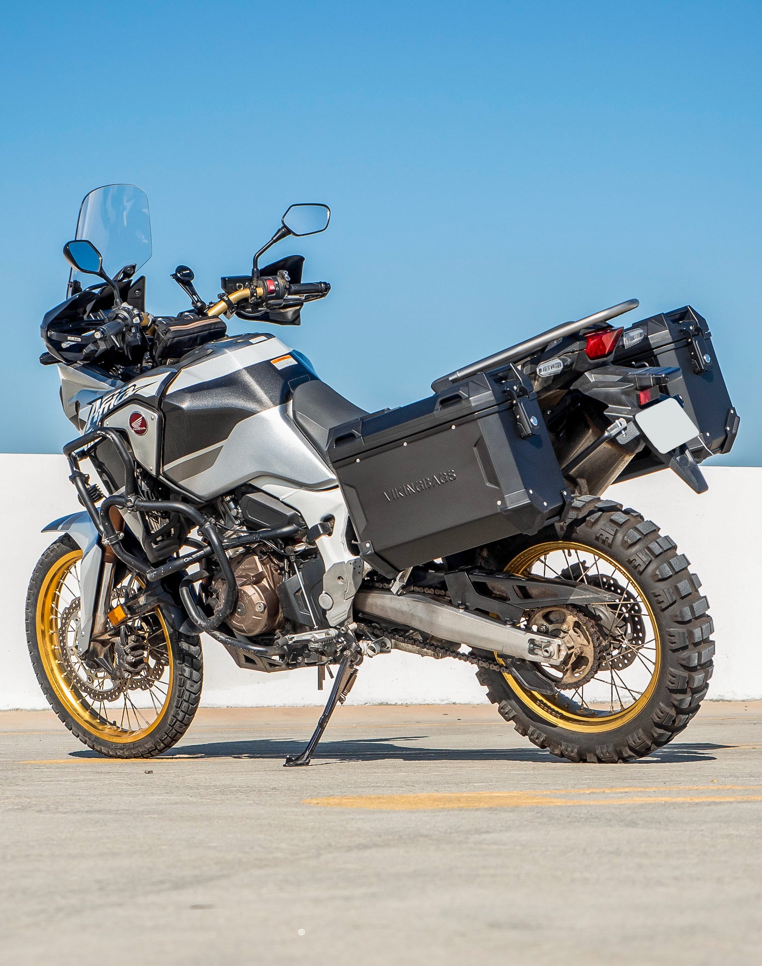 45L - Apex XL Honda CRF1000L Africa Twin/Adv Sports Aluminum Side Cases Black v1