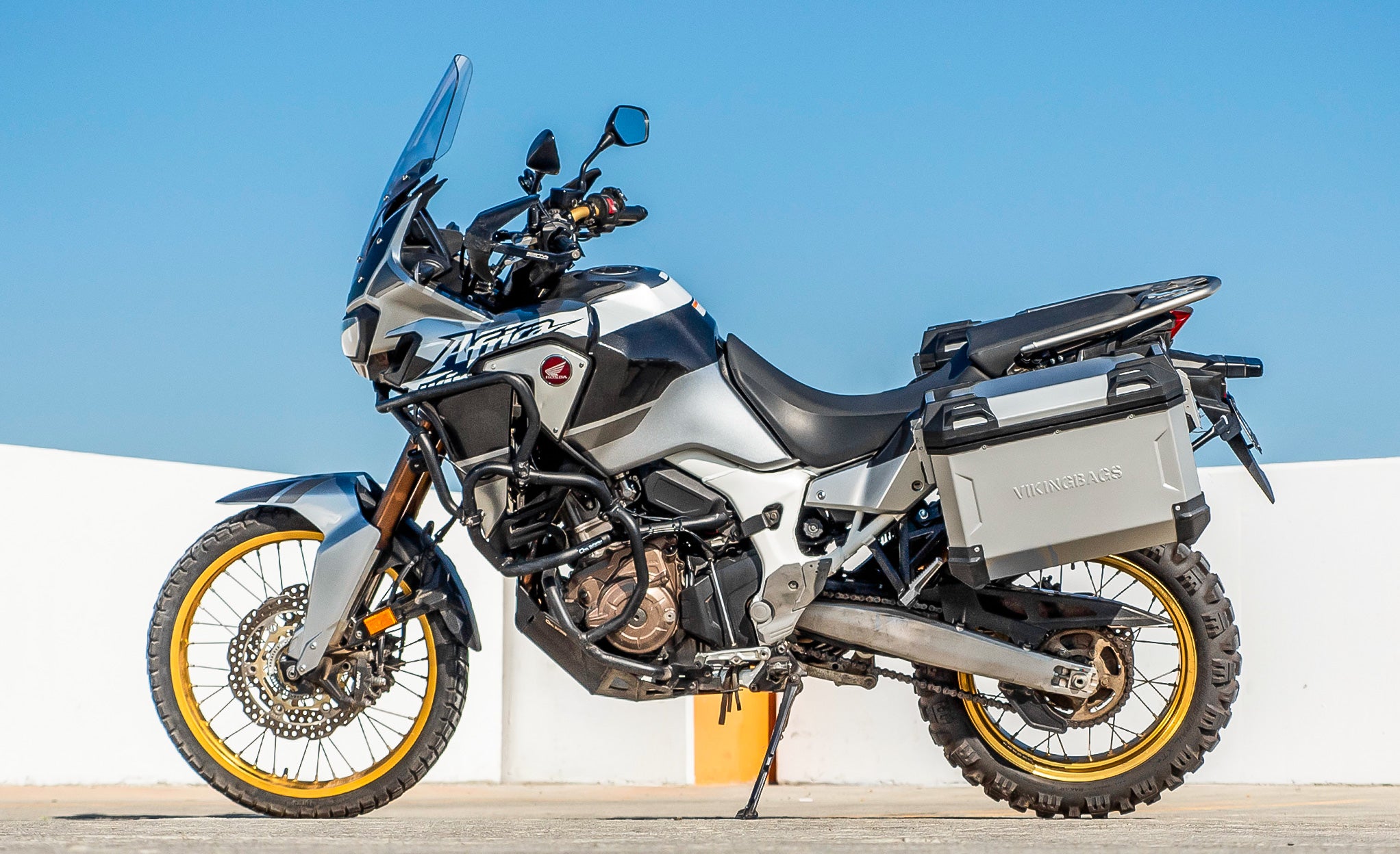 45L - Apex XL Honda CRF1000L Africa Twin/Adv Sports Aluminum Side Cases Silver @expand