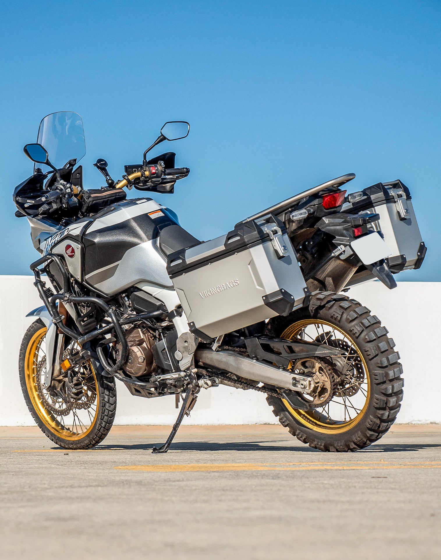 45L - Apex XL Honda CRF1000L Africa Twin/Adv Sports Aluminum Side Cases Silver v1