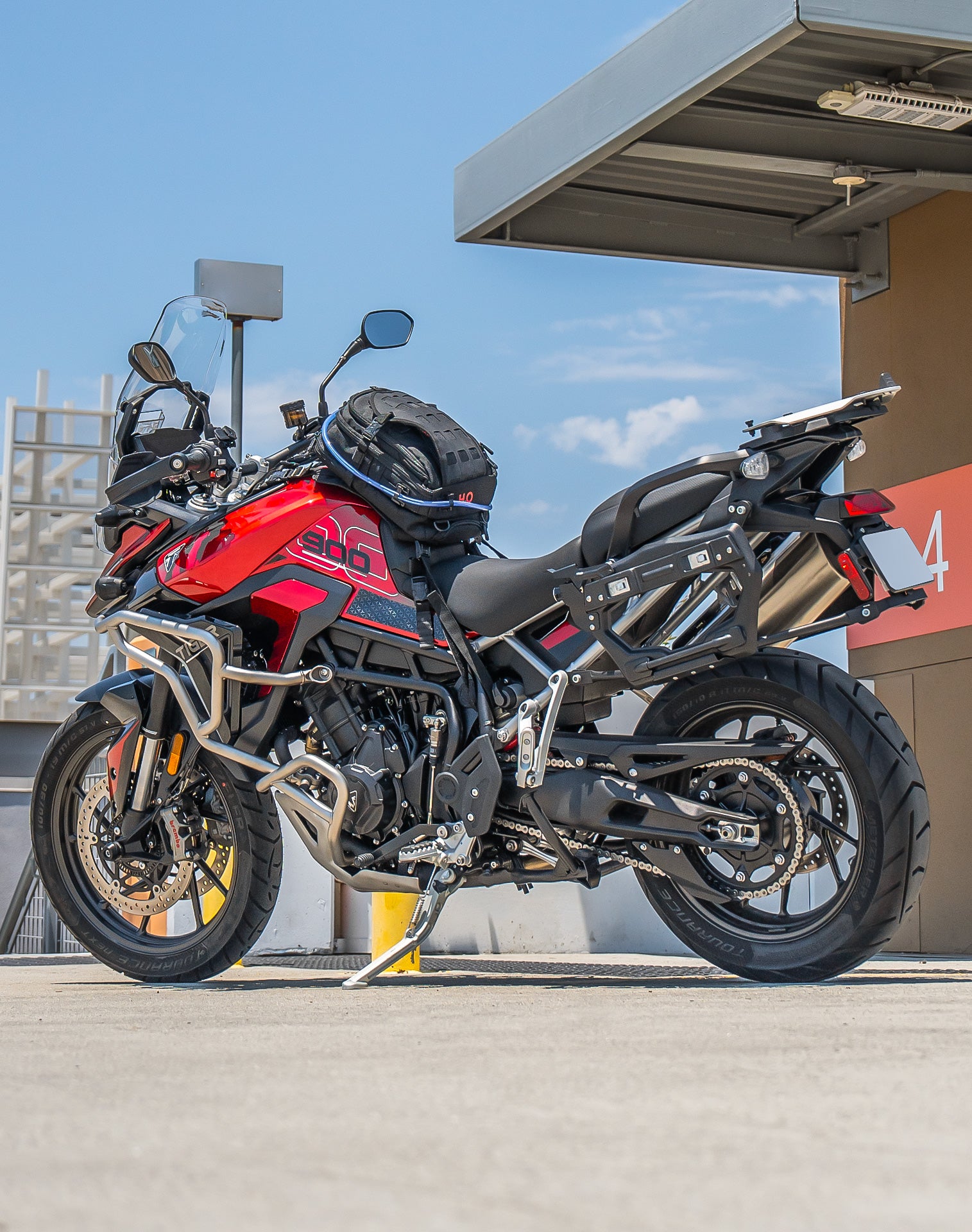 7L - Apex Triumph ADV Touring Backpack with Hydration Pack Life Style