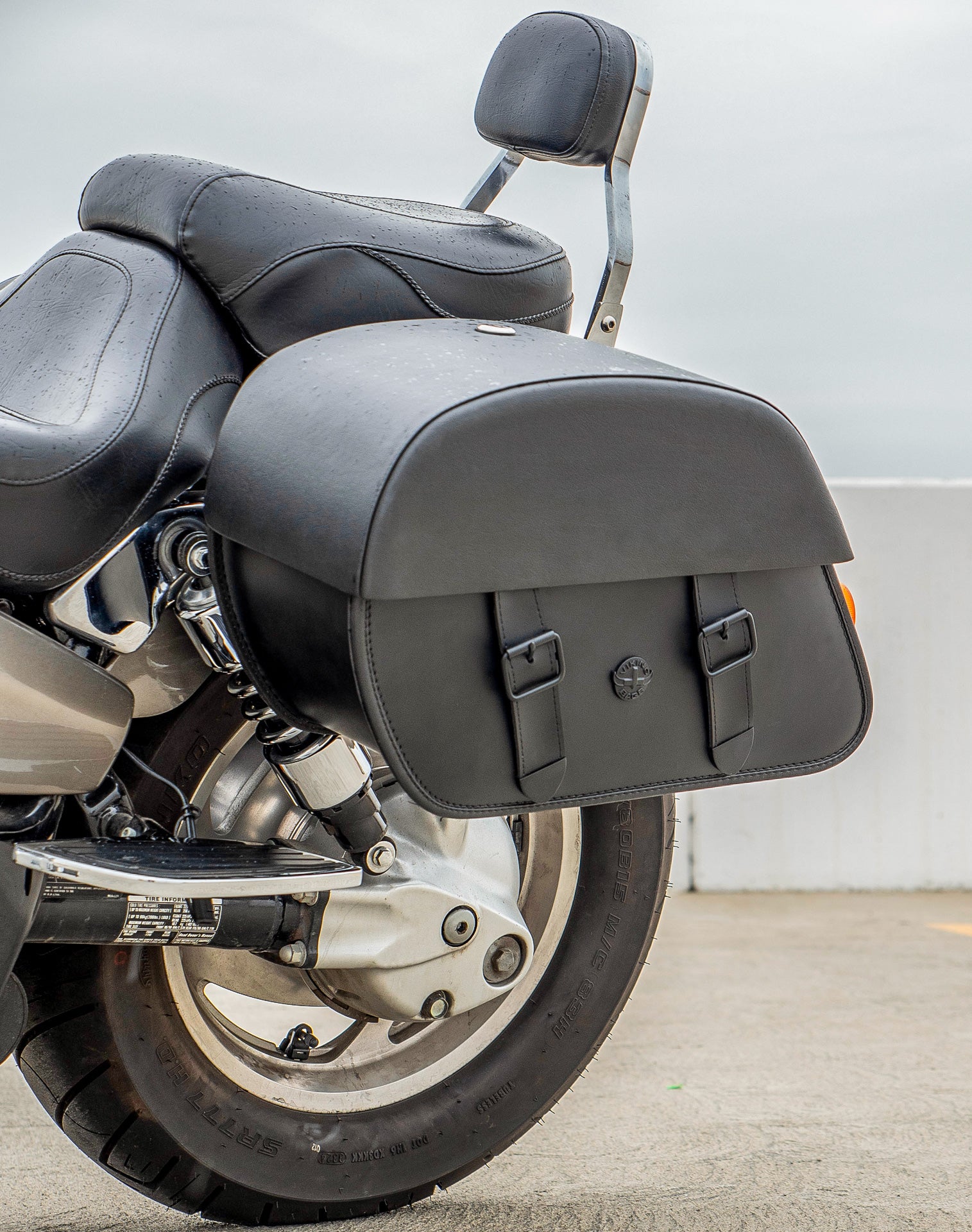 28L - Baelor Medium Honda VTX 1800 C Motorcycle Saddlebags v2