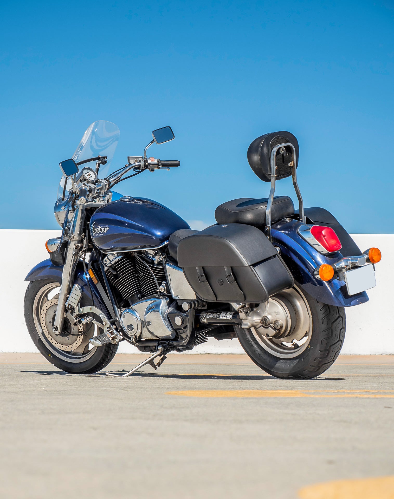 28L - Baelor Medium Shadow 1100 Sabre Motorcycle Saddlebags v1