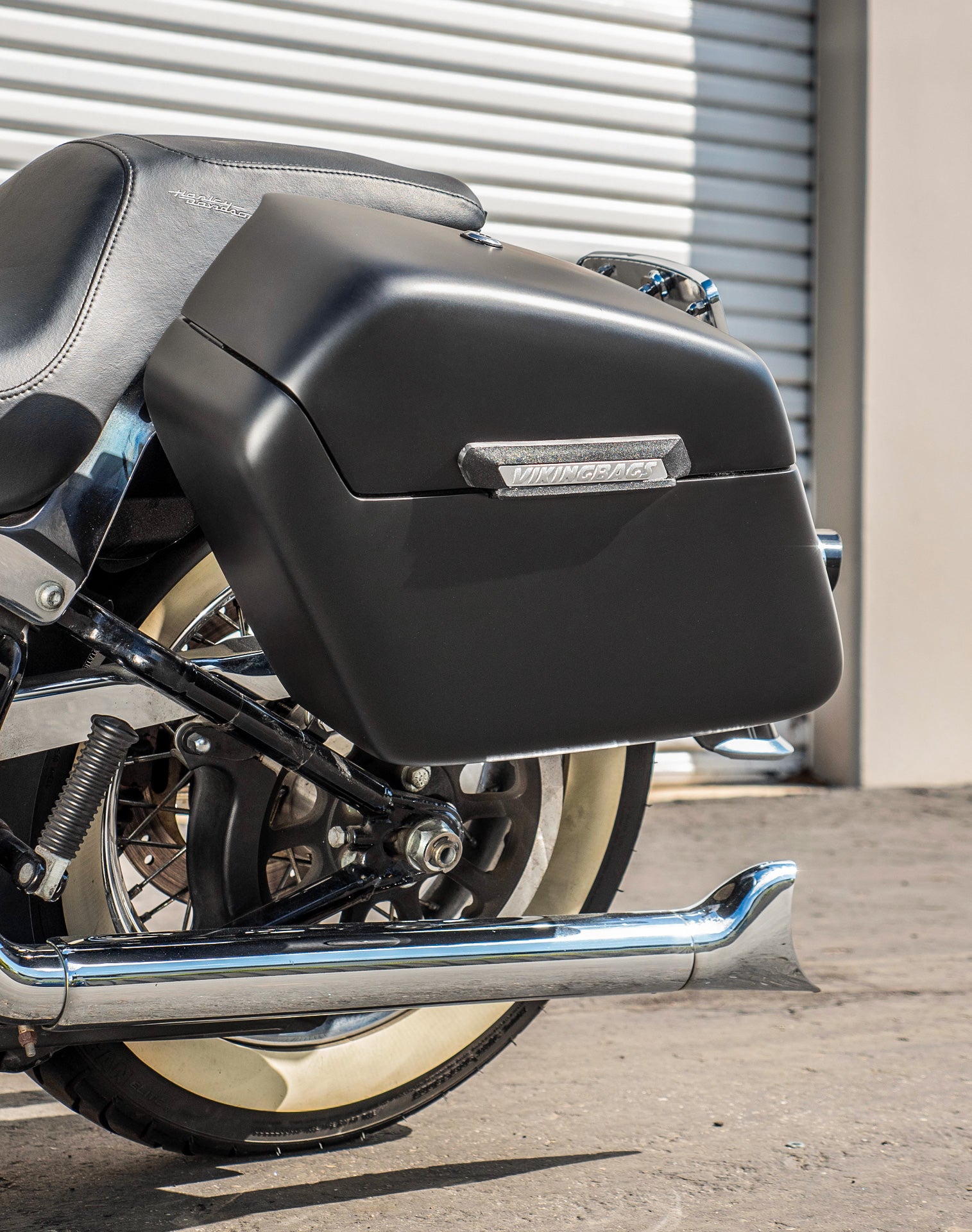 42L - Baldur Extra Large Matte Motorcycle Hard Saddlebags for Harley Softail Deluxe FLSTN/I v3