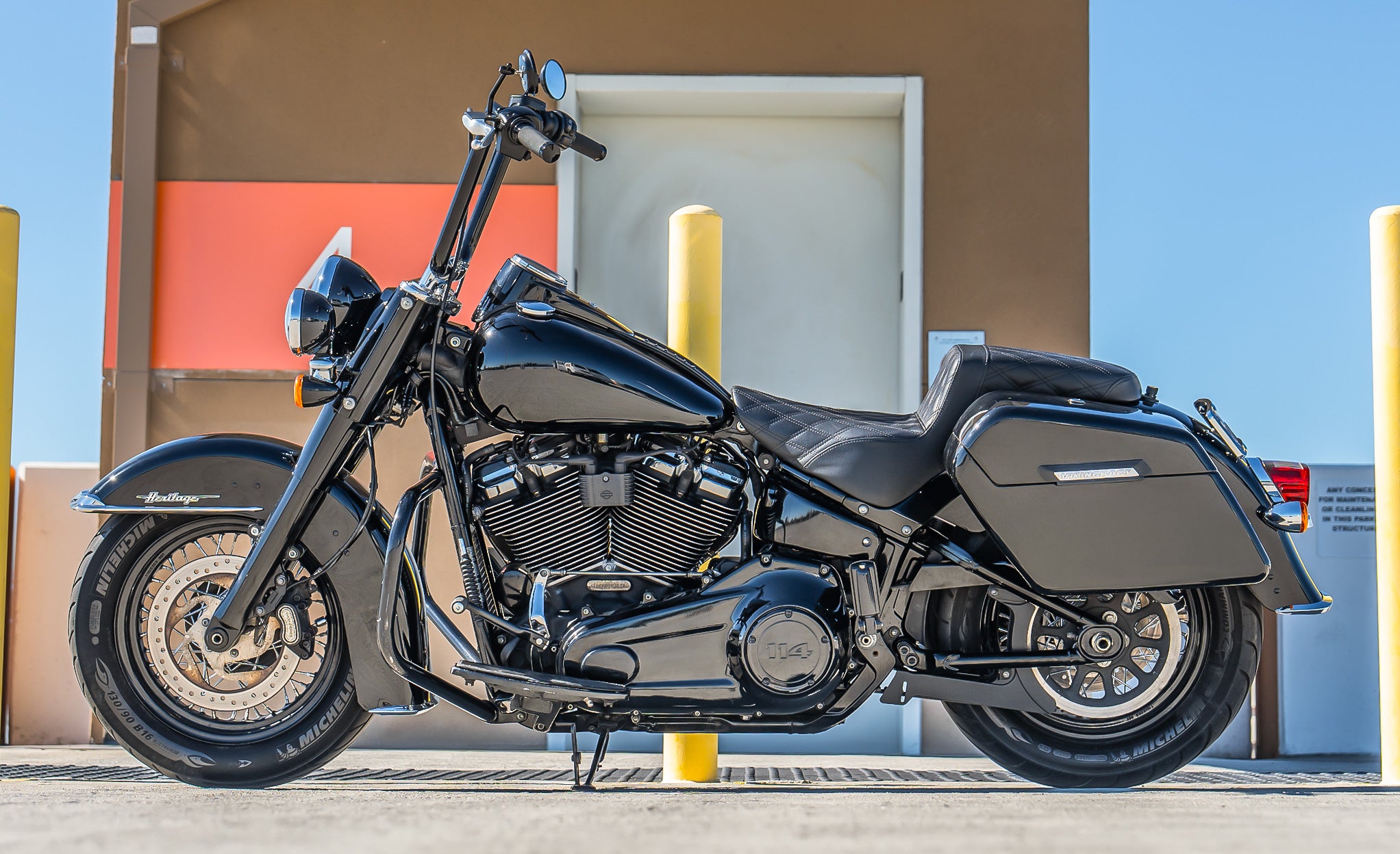 42L - Baldur Extra Large Painted Motorcycle Hard Saddlebags for Harley Softail Heritage FLHC/S Lifestyle @expand