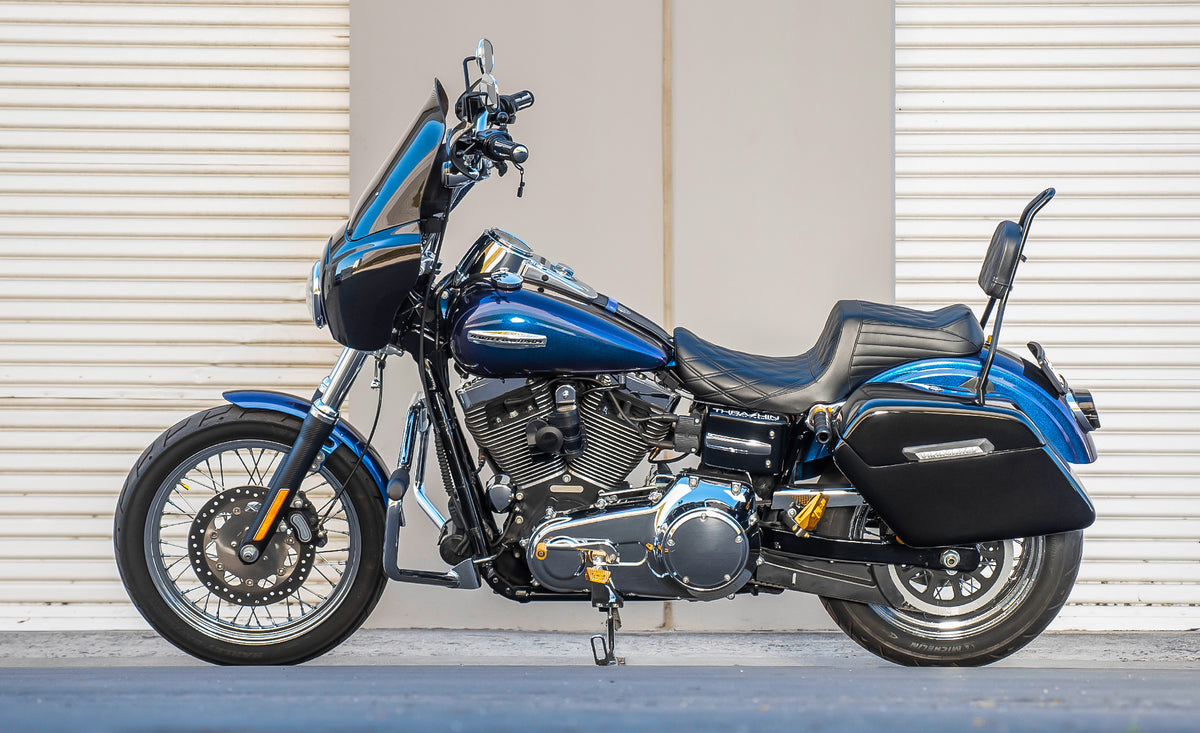 38L - Baldur XL Shock Cut-Out Painted Hard Saddlebags for Harley Dyna Super Glide Custom FXDC/I @expand