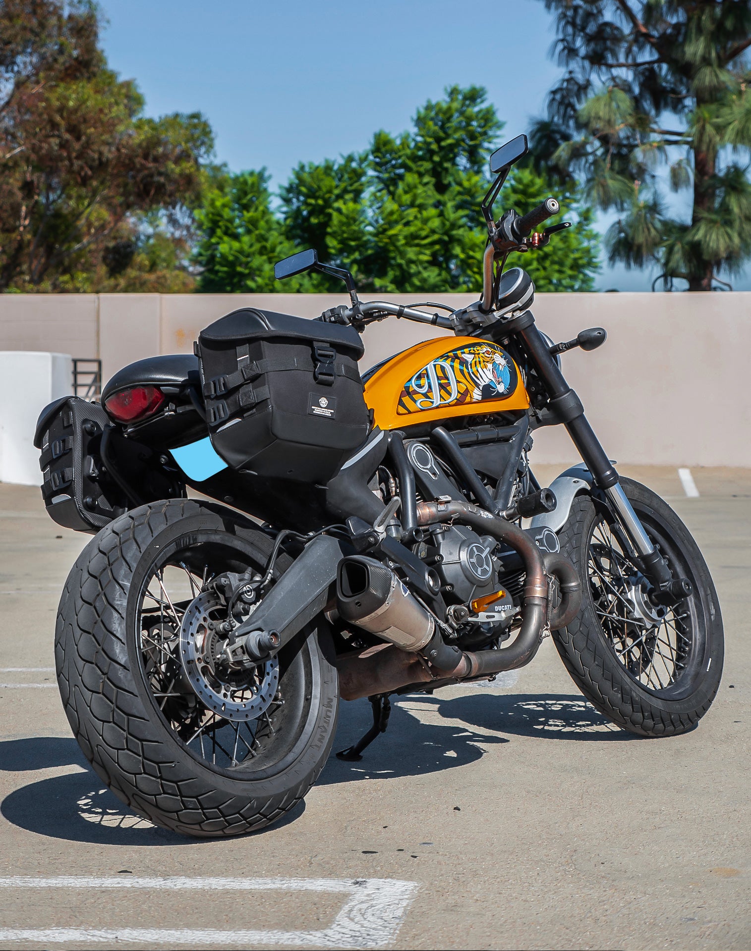 20L - Incognito Quick-Mount Small Ducati Scrambler (2014-17) Saddlebags Vertical Lifestyle