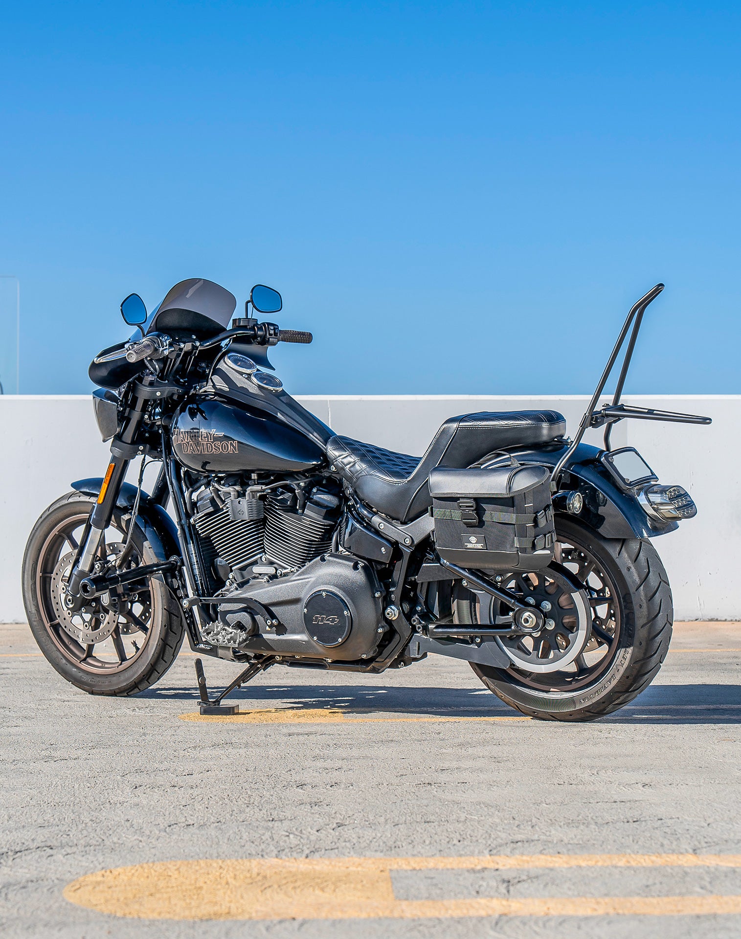 20L - Incognito Quick-Mount Small Saddlebags for Harley Softail Low Rider S FXLRS Lifestyle