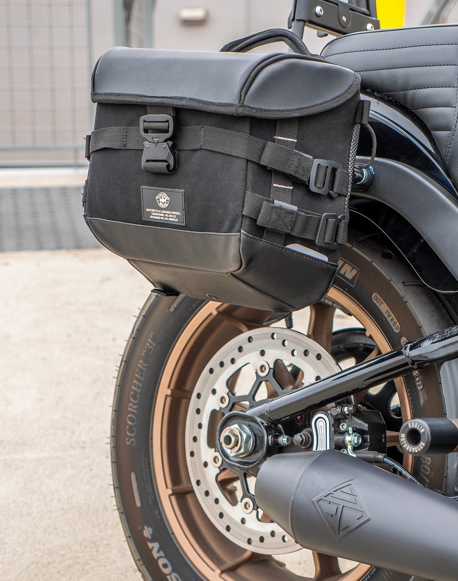 20L - Incognito Quick-Mount Small Saddlebags for Harley Softail Low Rider S FXLRS Vertical Lifestyle