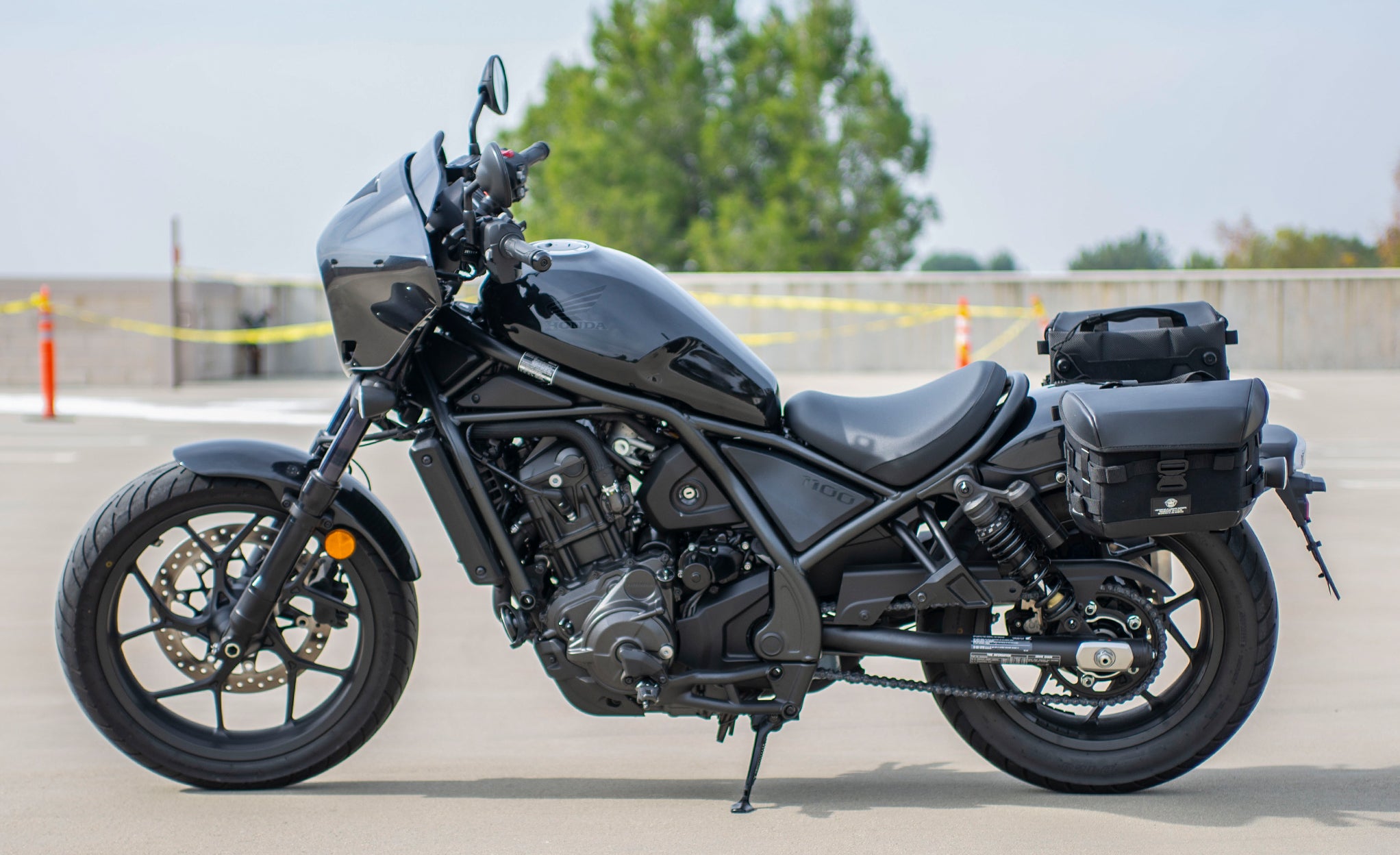 20L - Incognito Quick-Mount Small Honda Rebel 1100 Saddlebags Life Style Photo @expand