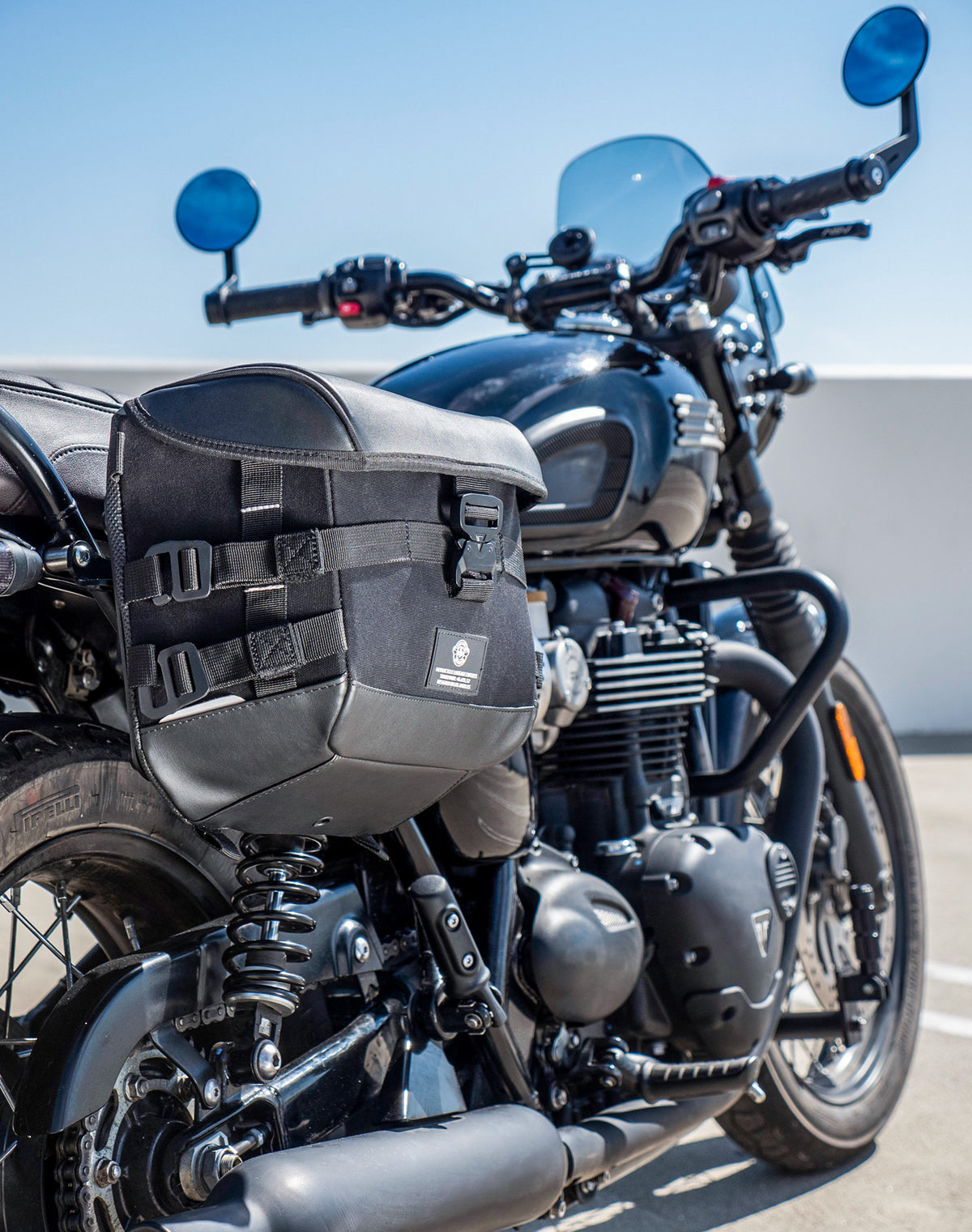20L - Incognito Quick-Mount Small Triumph Bonneville T100 Saddlebags