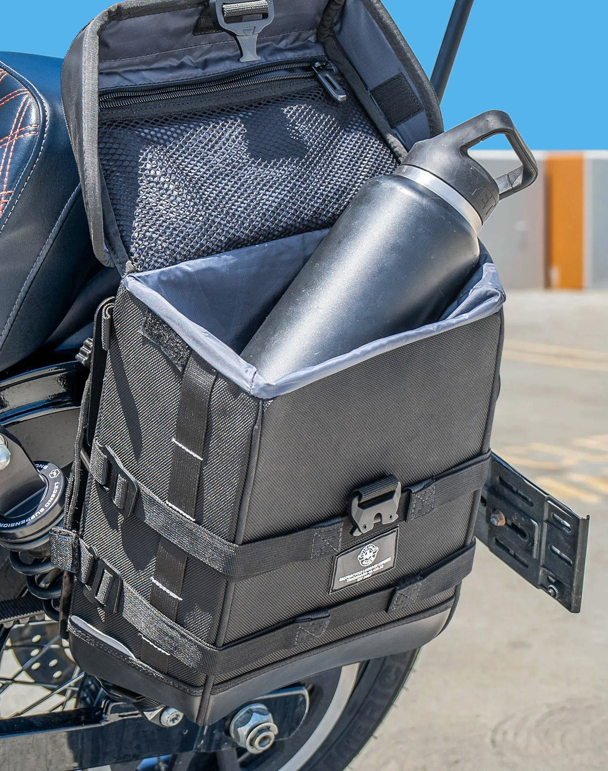15L - Incognito Quick Mount Medium Solo Motorcycle Saddlebag (Left Only) for Harley Dyna Street Bob FXDB/I Lifestyle