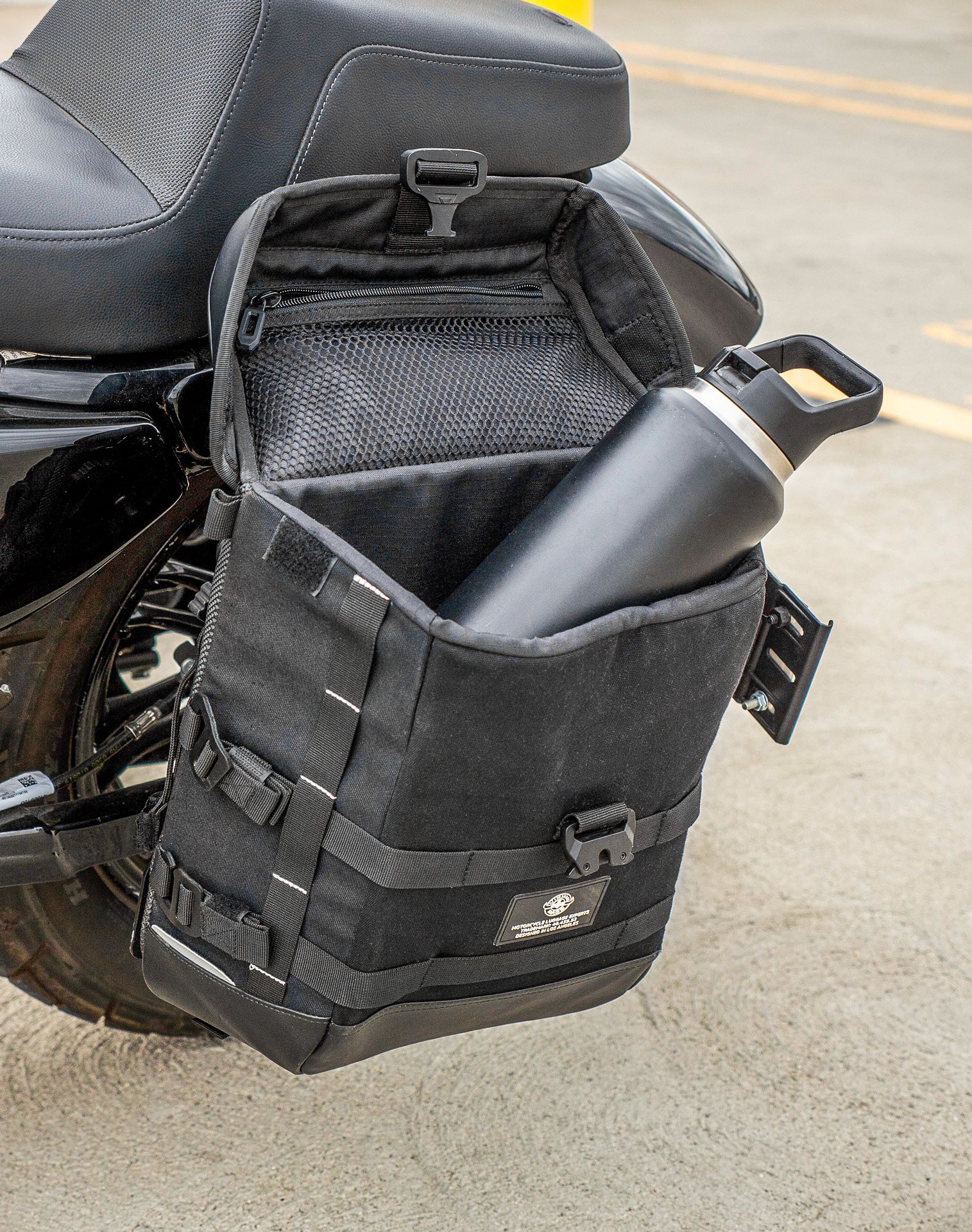 15L - Incognito Quick Mount Medium Solo Motorcycle Saddlebag (Left Only) for Harley Sportster Forty Eight XL1200X/XL1200XS v4