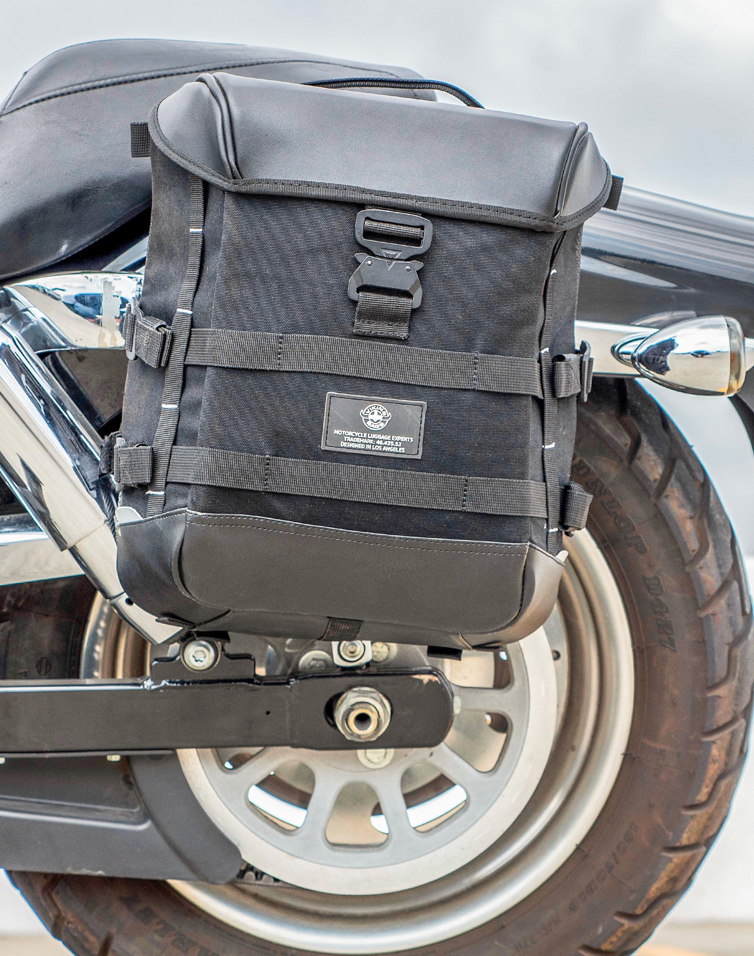 15L - Incognito Quick Mount Medium Solo Motorcycle Saddlebag (Left Only) for Harley Dyna Fat Bob FXDF/SE v2