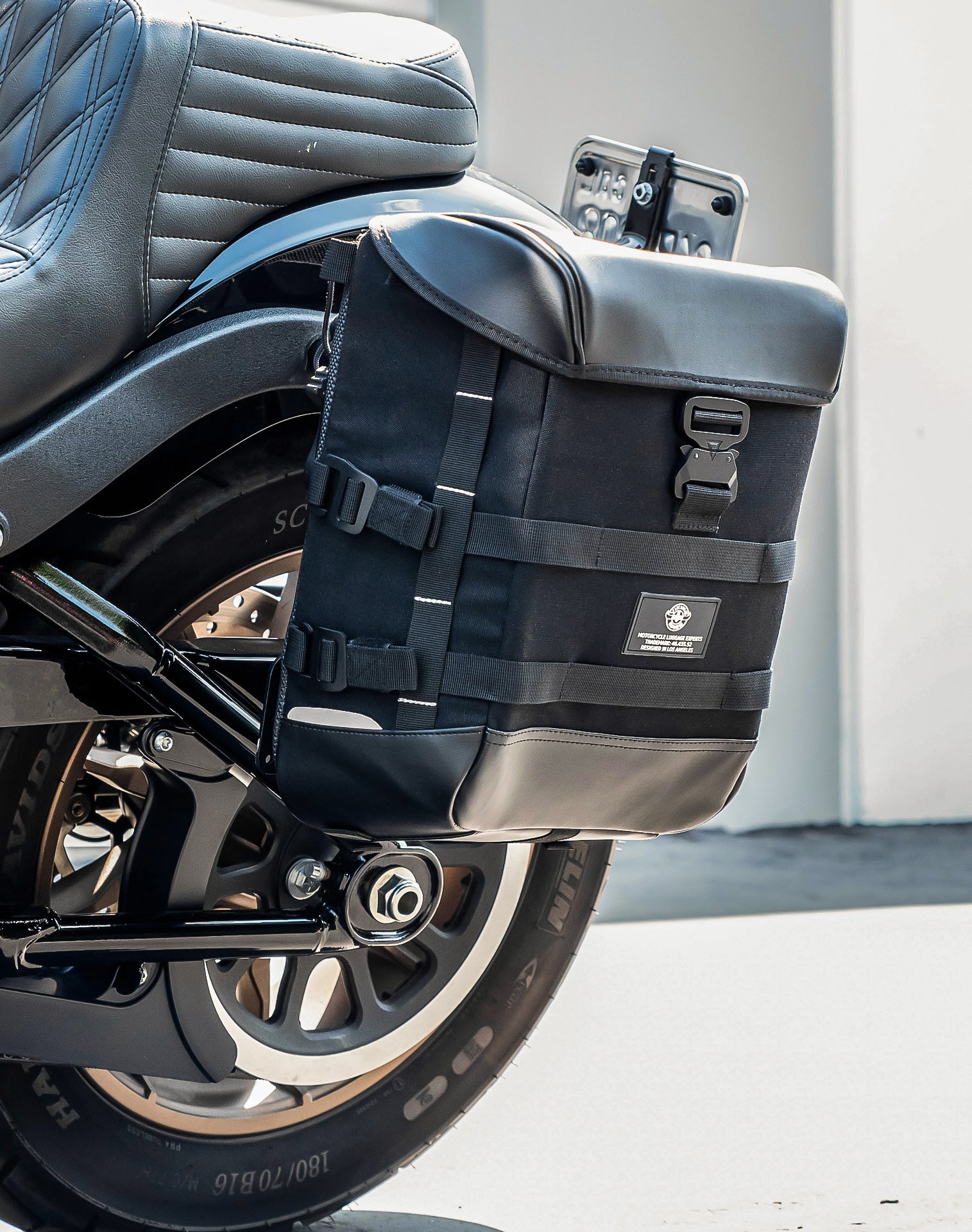 15L - Incognito Quick Mount Medium Solo Saddlebag (Left Only) for Harley Softail Low Rider ST FXLRST v2