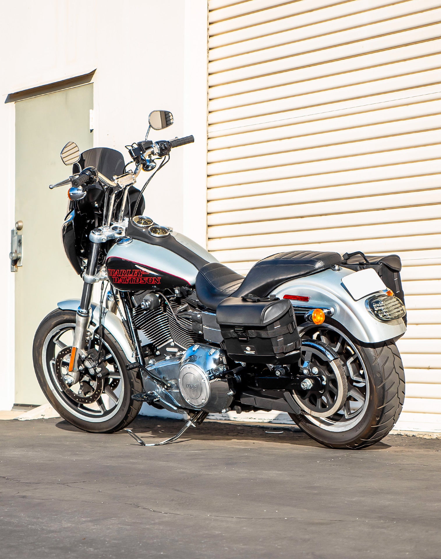 10L - Incognito Quick Mount Small Solo Saddlebag (Left Only) for Harley Davidson Dyna Low Rider FXDL/I v1