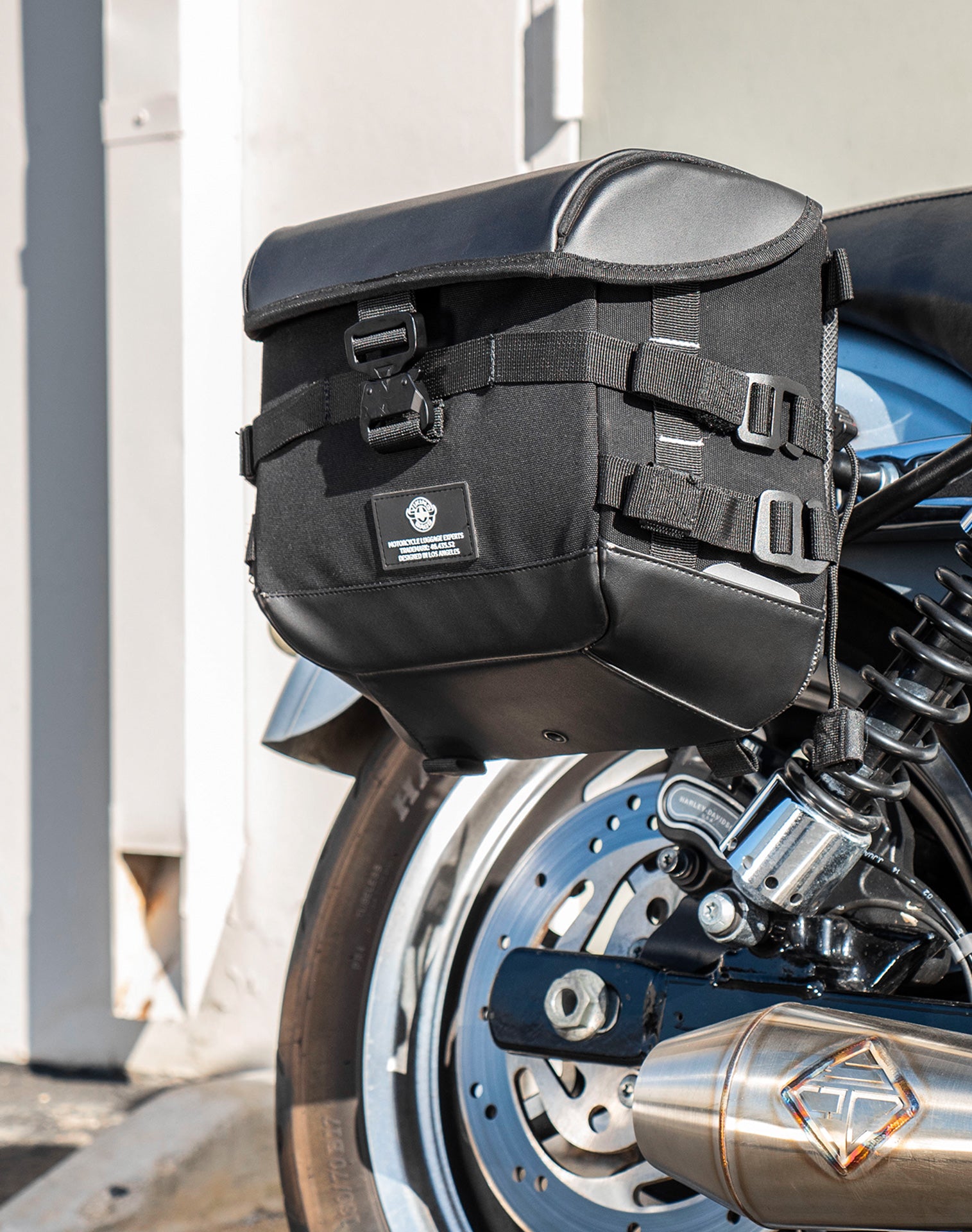 10L - Incognito Quick Mount Small Solo Motorcycle Saddlebag (Right Only) for Harley Dyna Low Rider FXDL/I v3