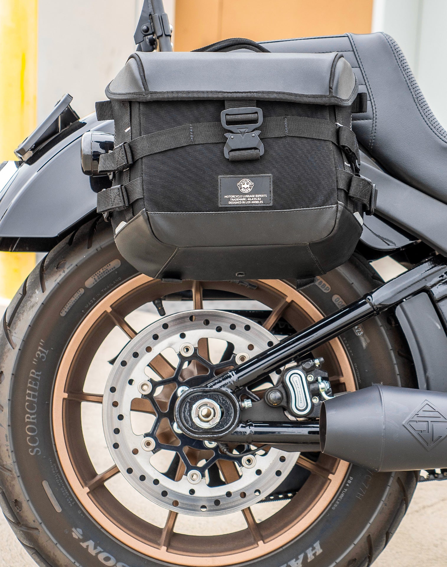 10L - Incognito Quick Mount Small Solo Motorcycle Saddlebag (Right Only) for Harley Softail Low Rider S FXLRS v2