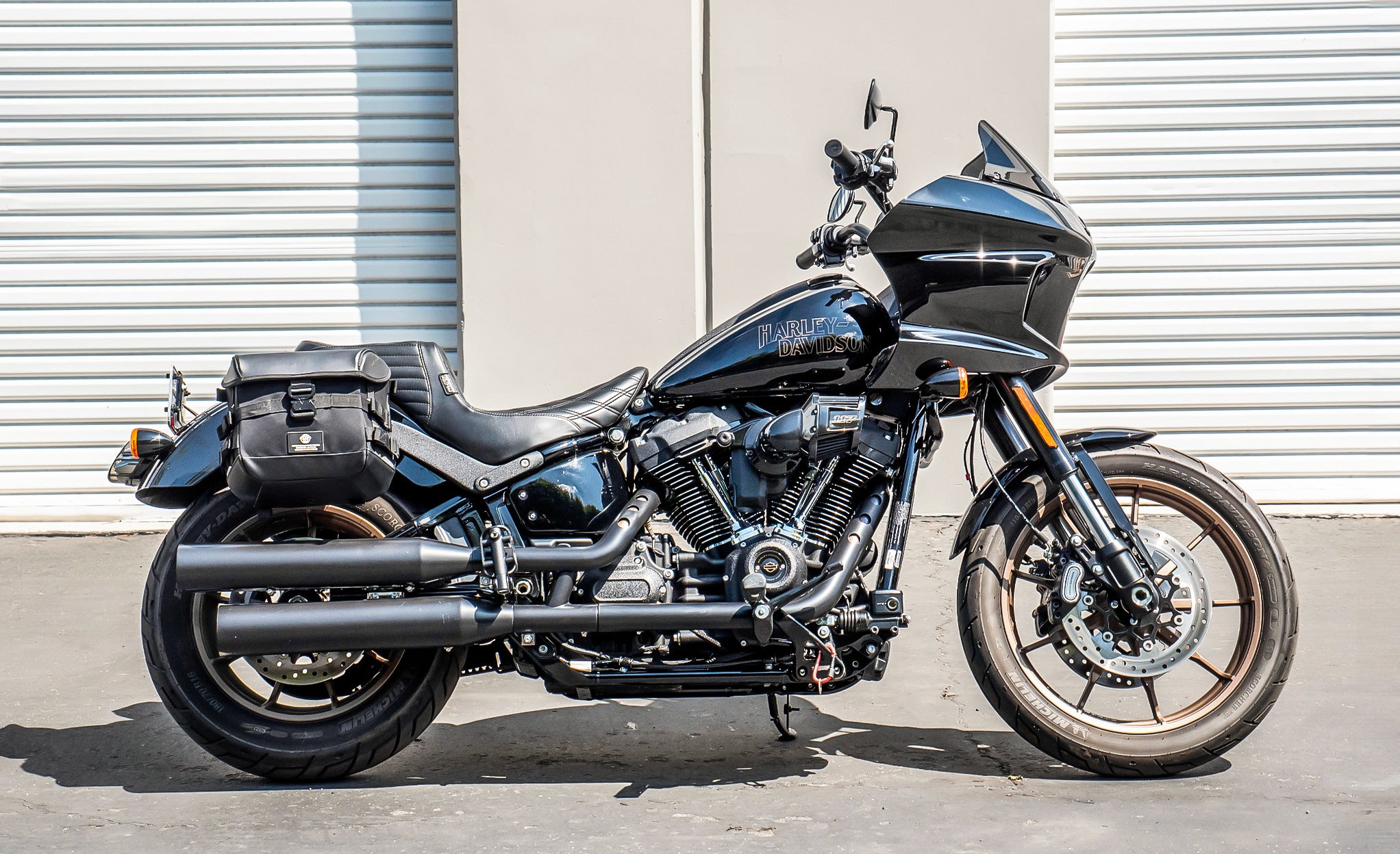 10L - Incognito Quick Mount Small Solo Saddlebag (Right Only) for Harley Softail Low Rider ST FXLRST @expand