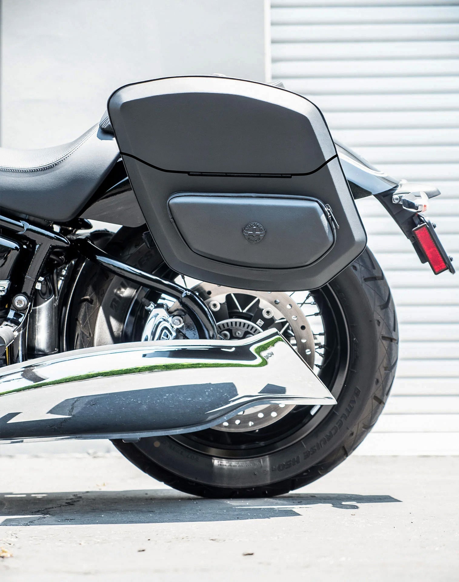 24L - Ironclad Quick-Mount Medium BMW R18 Leather Wrapped Hard Saddlebags Life Style 2