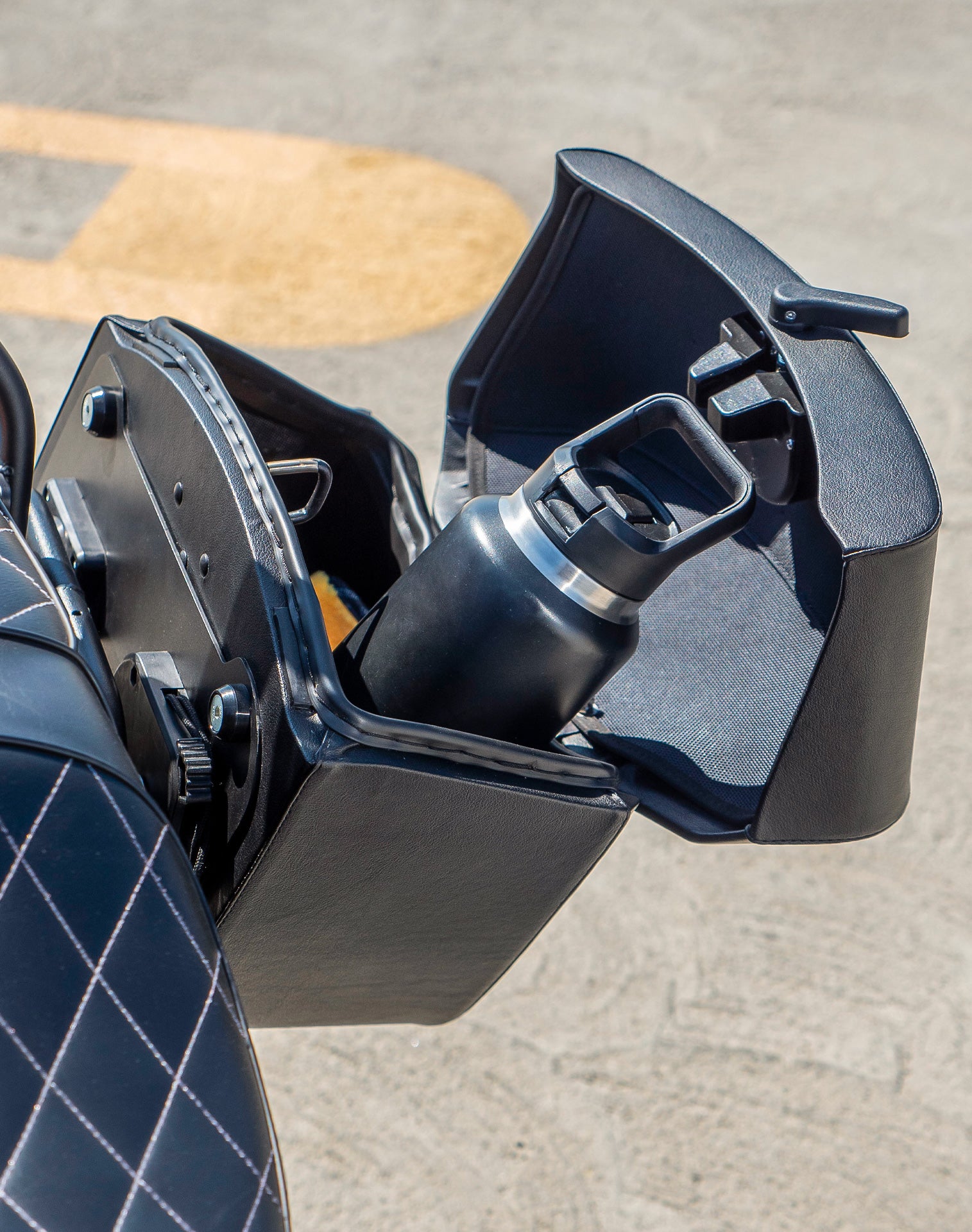 24L - Ironclad Quick-Mount Medium Harley Dyna Street Bob FXDB Leather Wrapped Hard Saddlebags Lifestyle