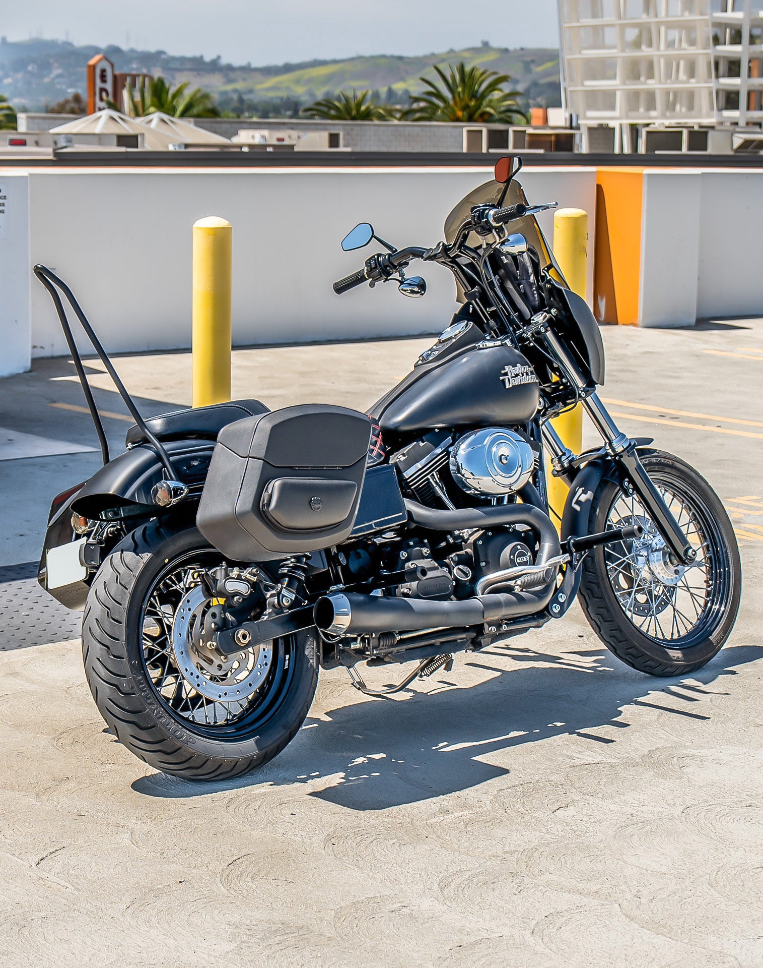 24L - Ironclad Quick-Mount Medium Harley Dyna Street Bob FXDB Leather Wrapped Hard Saddlebags Lifestyle