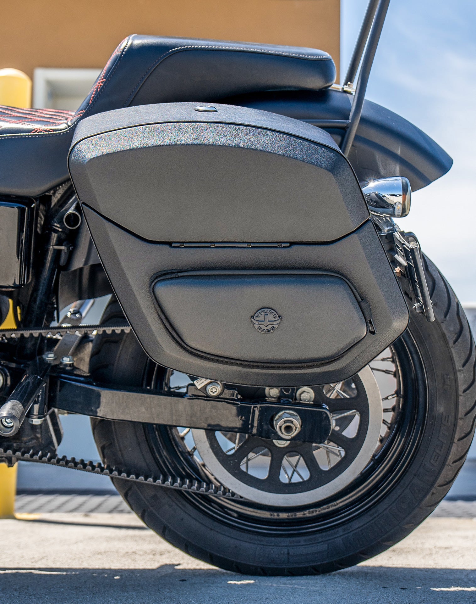 24L - Ironclad Quick-Mount Medium Harley Dyna Street Bob FXDB Leather Wrapped Hard Saddlebags Lifestyle