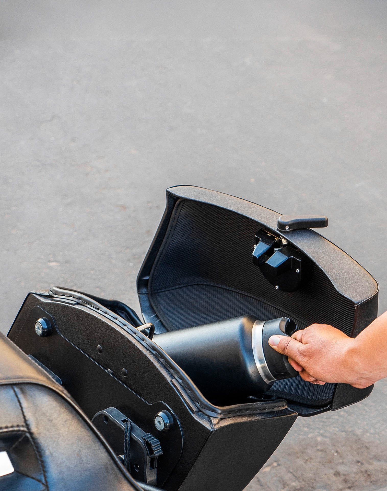 24L - Ironclad Quick-Mount Medium Harley Softail Low Rider S FXLRS Leather Wrapped Hard Saddlebags Life Style 3