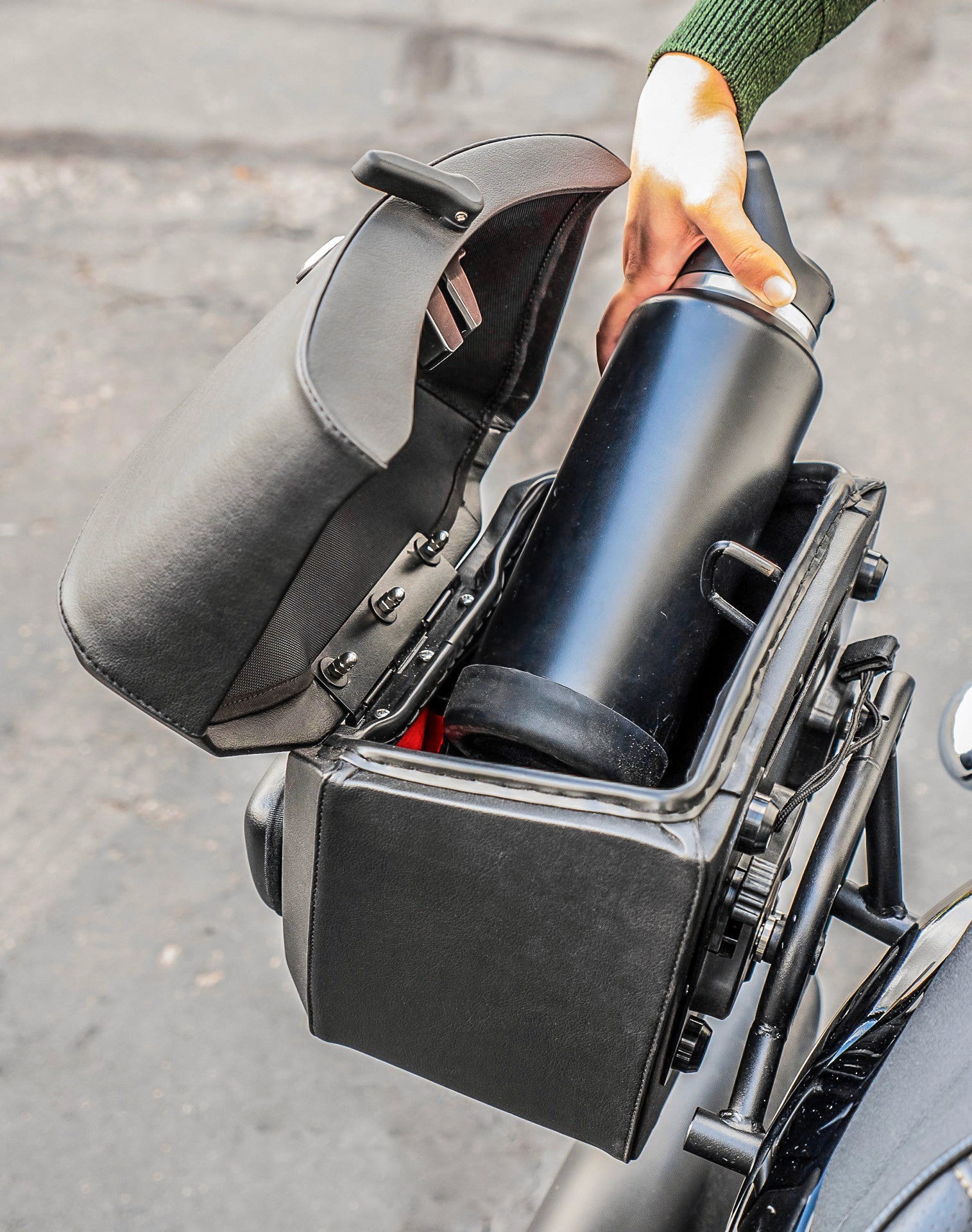 24L - Ironclad Quick-Mount Medium Harley Softail Slim FLSL Leather Wrapped Hard Saddlebags Life Style 4