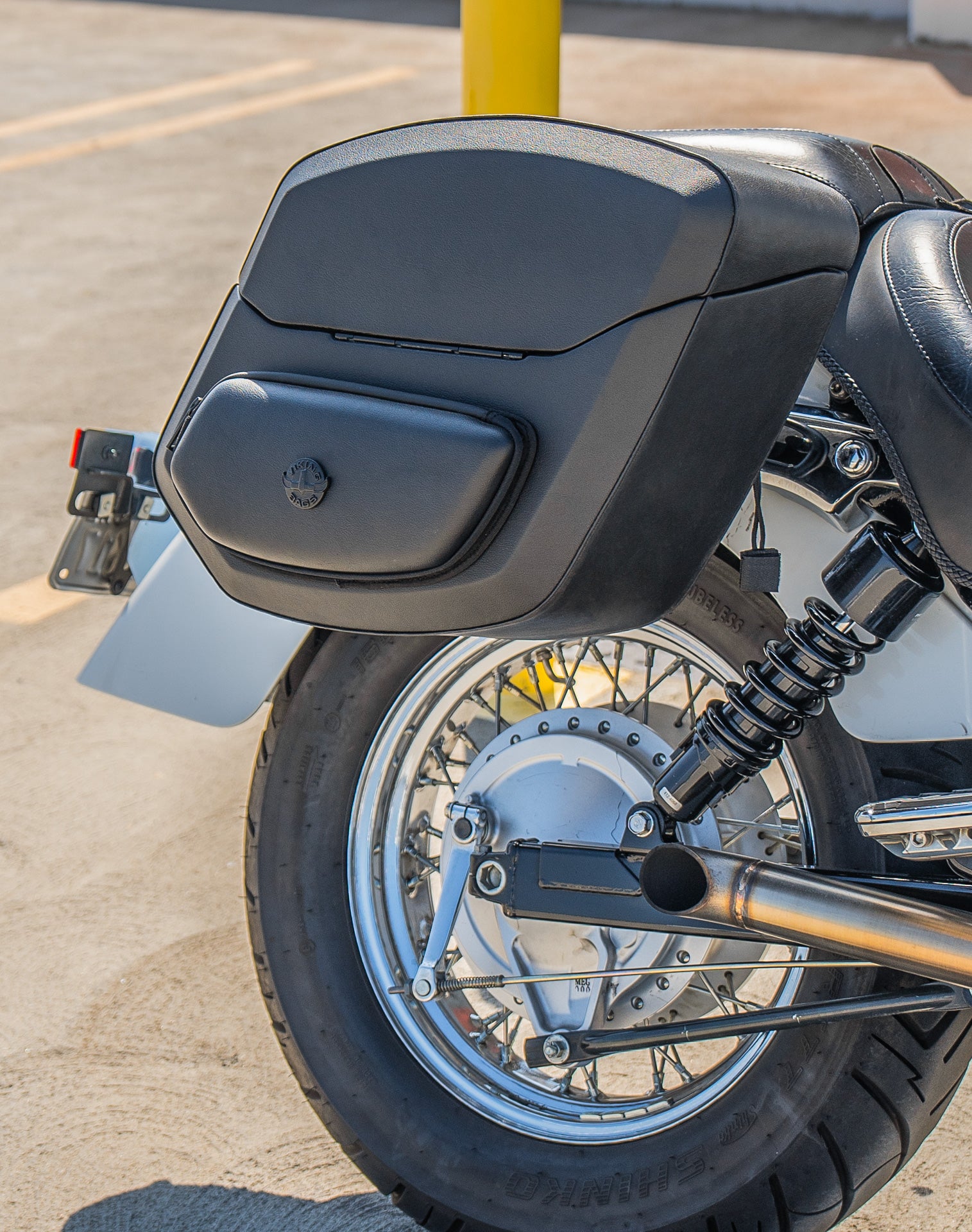 24L - Ironclad Quick-Mount Medium Honda 750 Shadow Aero Leather Wrapped Hard Saddlebags Life Style 3