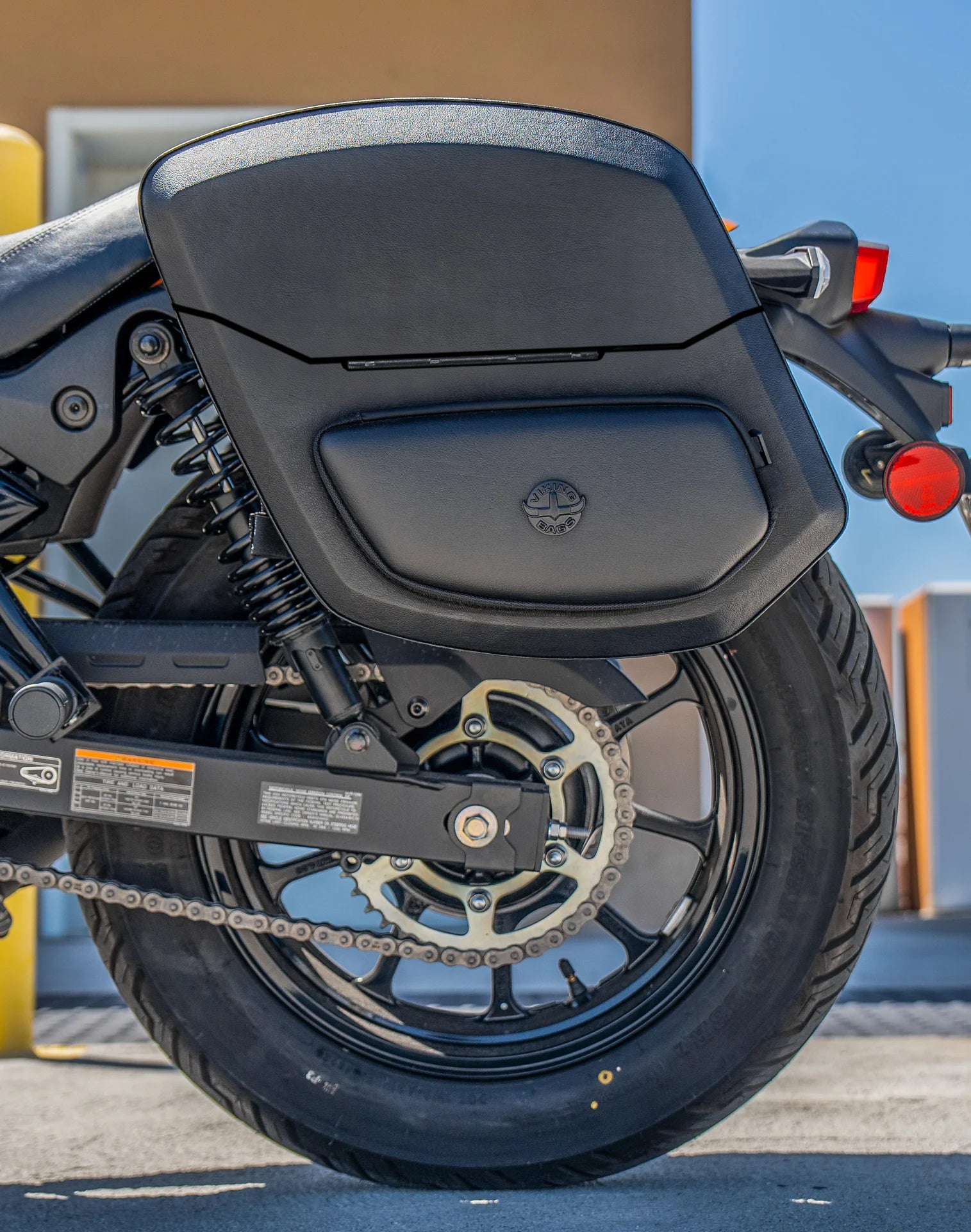 24L - Ironclad Quick-Mount Medium Kawasaki Eliminator 450 Leather Wrapped Hard Saddlebags Life Style 2