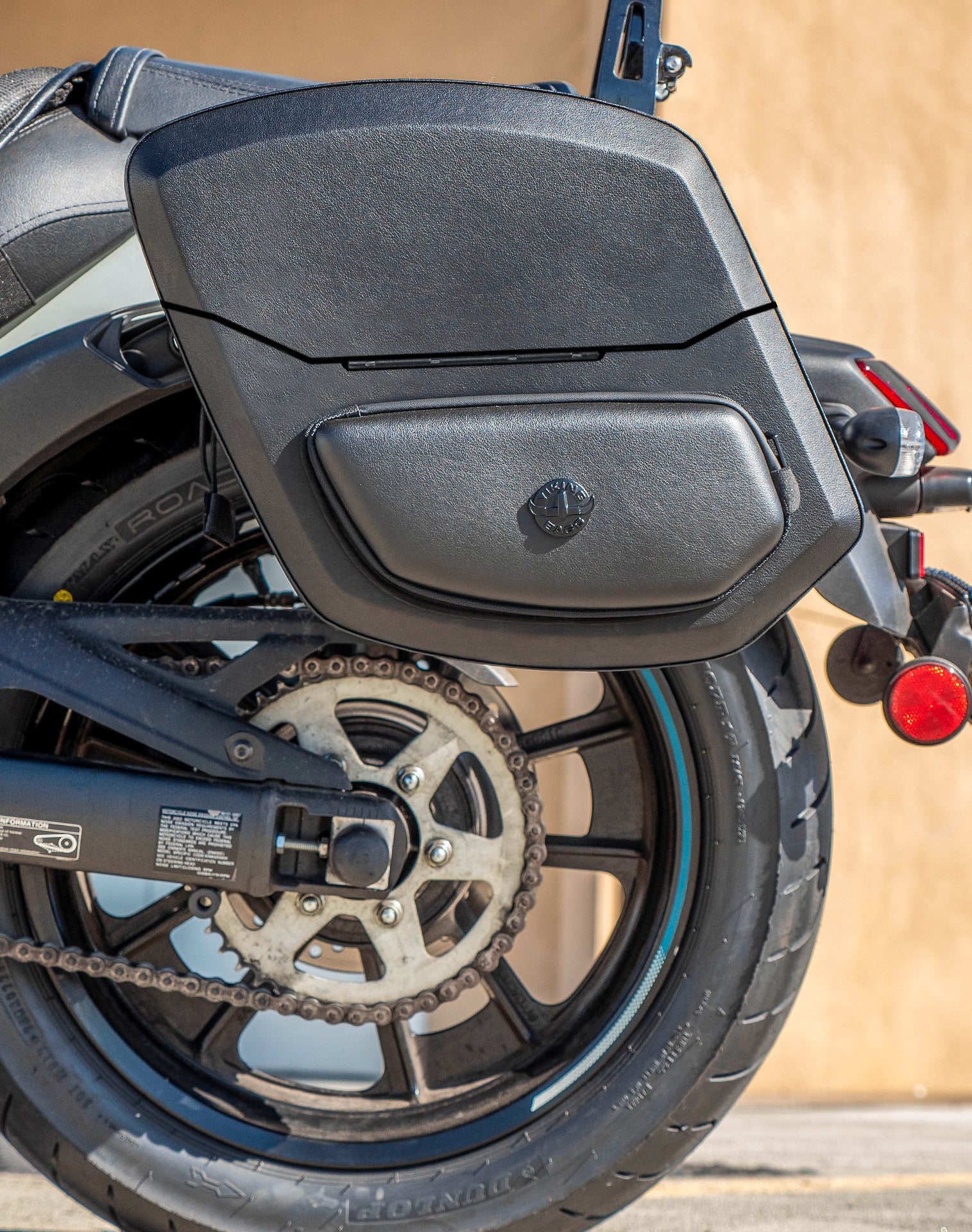 24L - Ironclad Quick-Mount Medium Kawasaki Vulcan S Leather Wrapped Hard Saddlebags Life Style 2