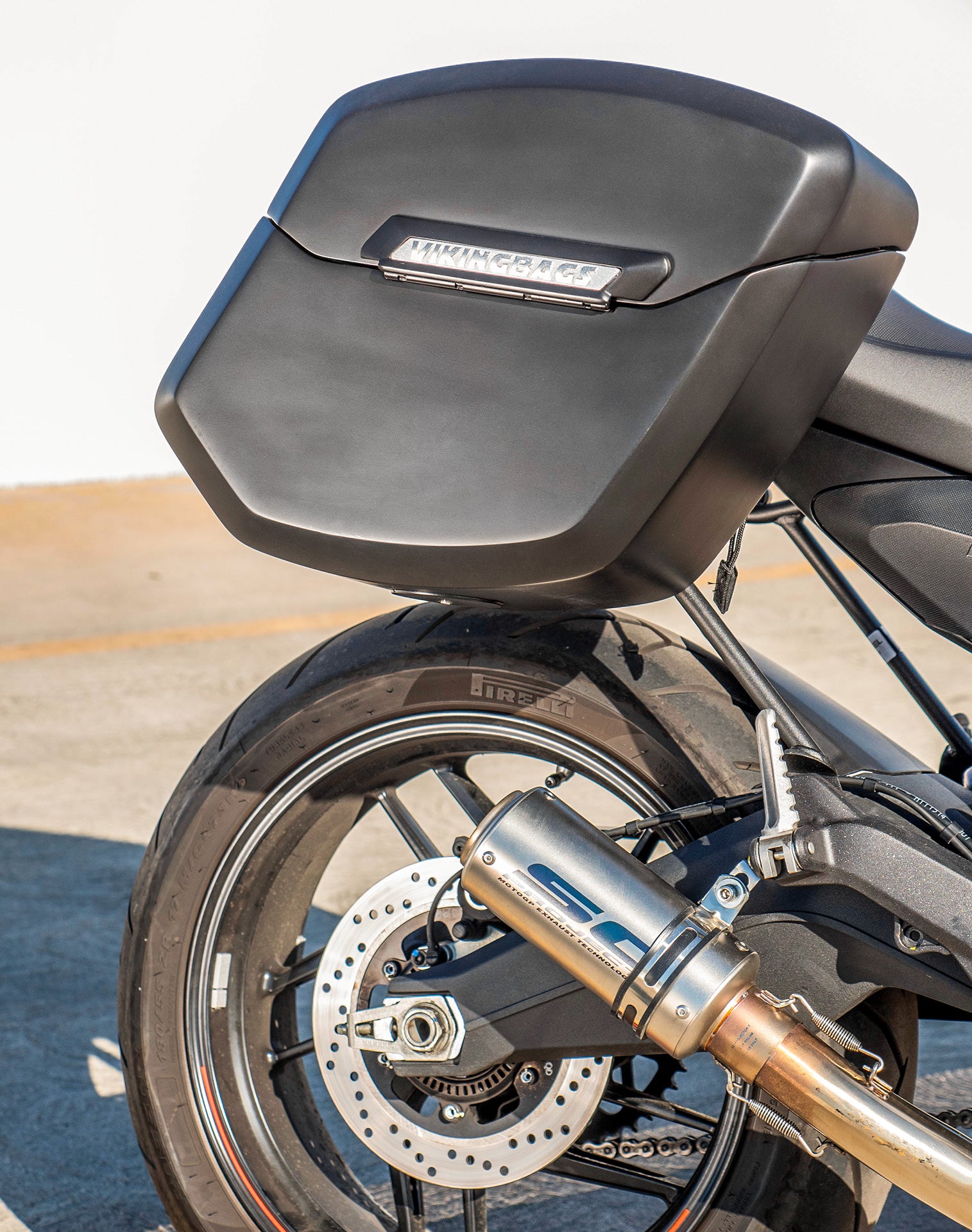 24L - Ironclad Quick-Mount Medium Ducati Monster 797 Matte Hard Saddlebags Life style 2