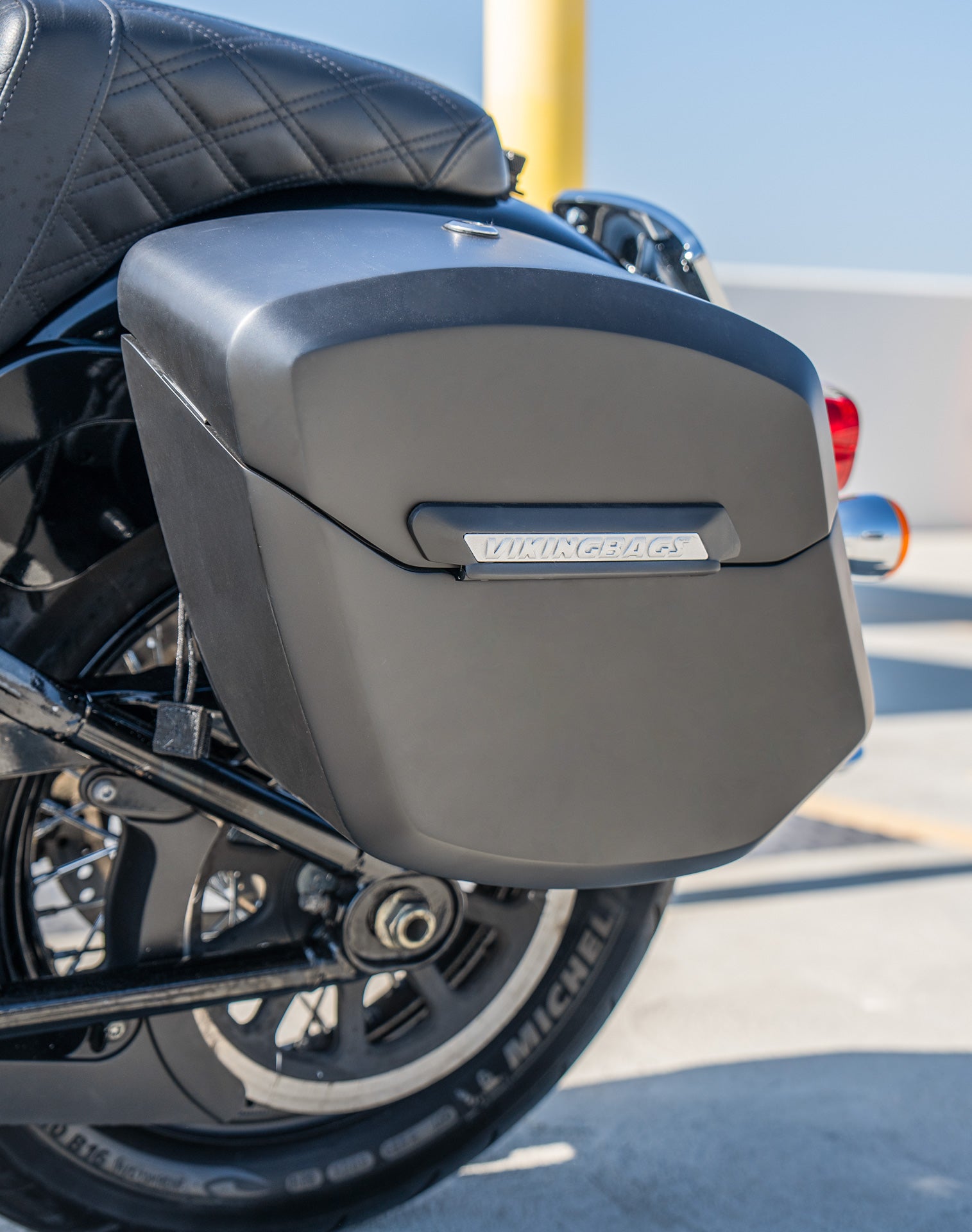 24L - Ironclad Quick-Mount Medium Harley Softail Heritage FLHC/S Matte Hard Saddlebags Lifestyle