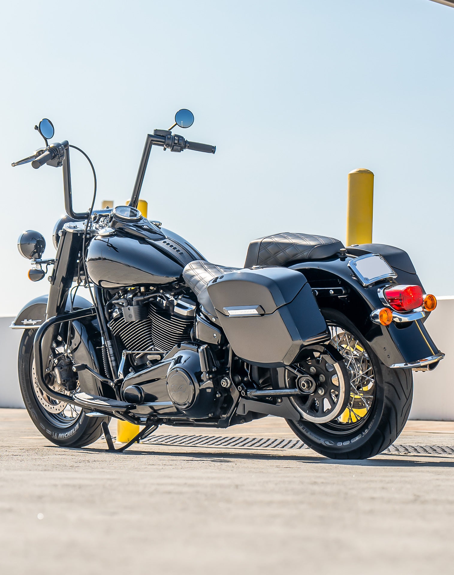 24L - Ironclad Quick-Mount Medium Harley Softail Heritage FLHC/S Painted Hard Saddlebags Lifestyle