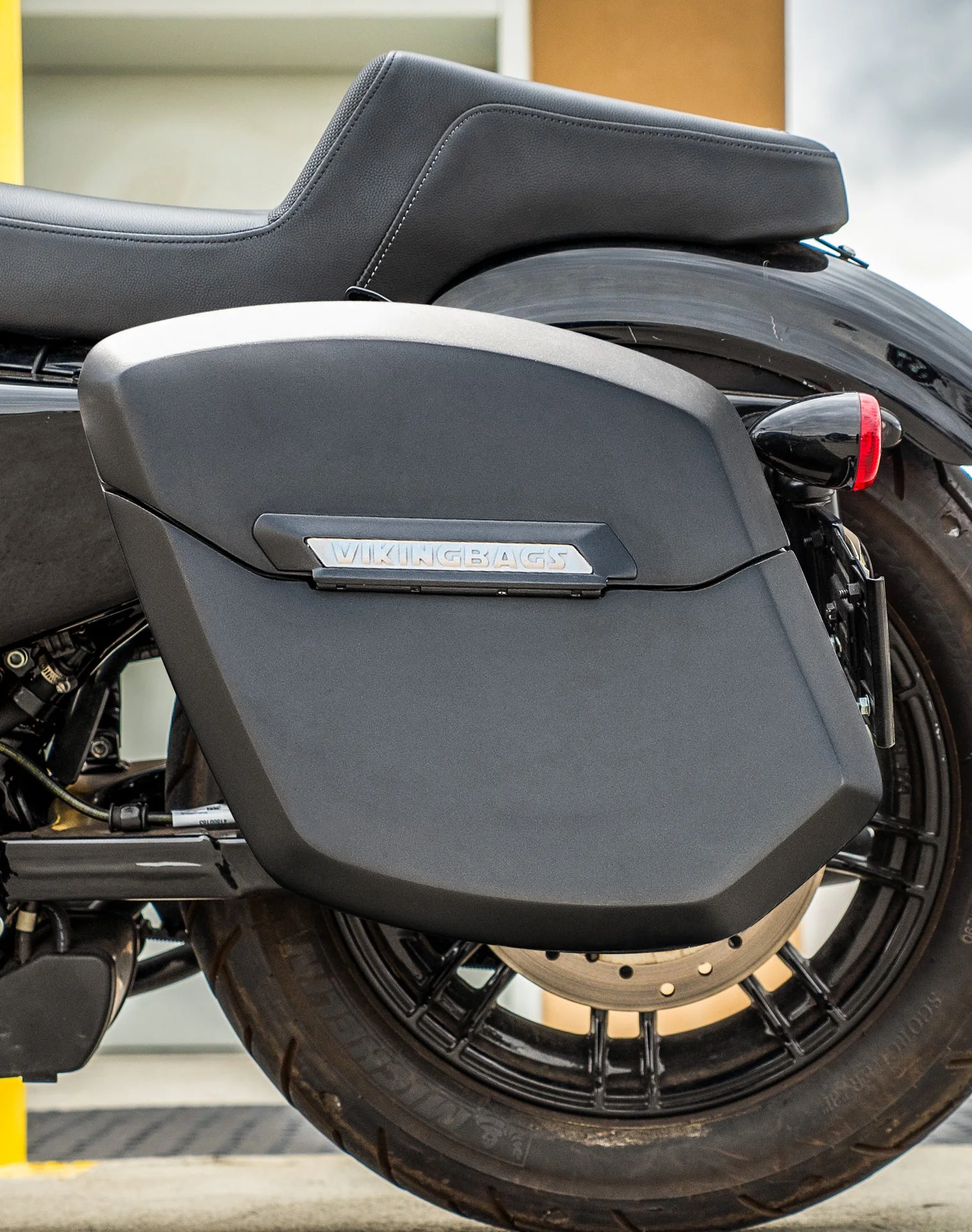 24L - Ironclad Quick-Mount Medium Harley Sportster 1200 Custom XL1200C Matte Hard Saddlebags Life style 2