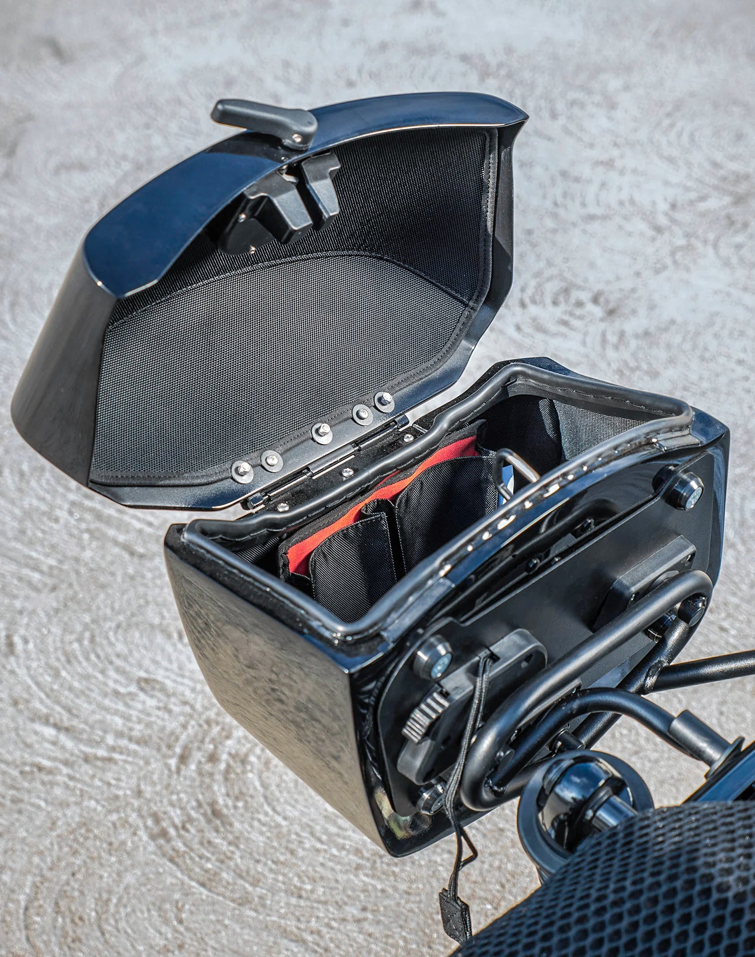 24L - Ironclad Quick-Mount Medium Harley Nightster RH975/S Painted Hard Saddlebags Lifestyle