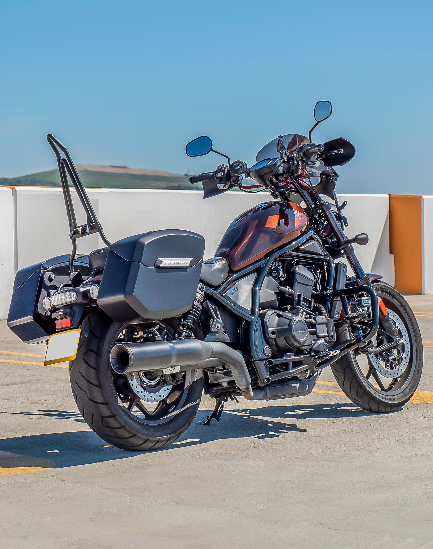 24L - Ironclad Quick-Mount Medium Honda Rebel 1100 Matte Hard Saddlebags Life style 1