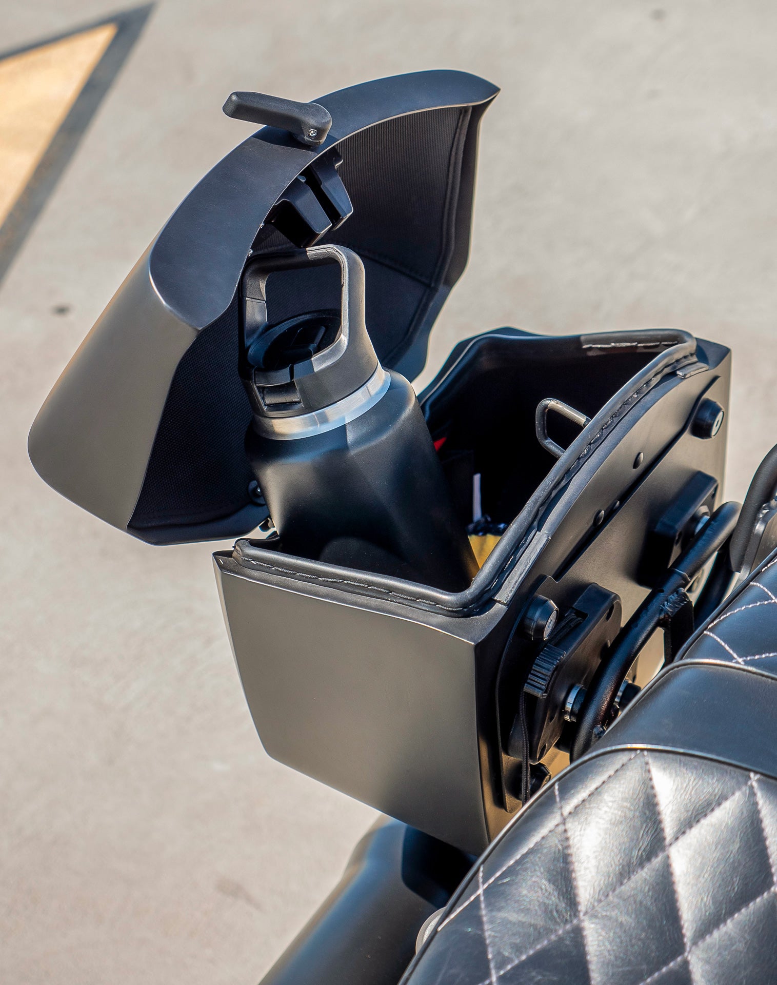 24L - Ironclad Quick-Mount Medium Honda Rebel 1100 Matte Hard Saddlebags Life style 4