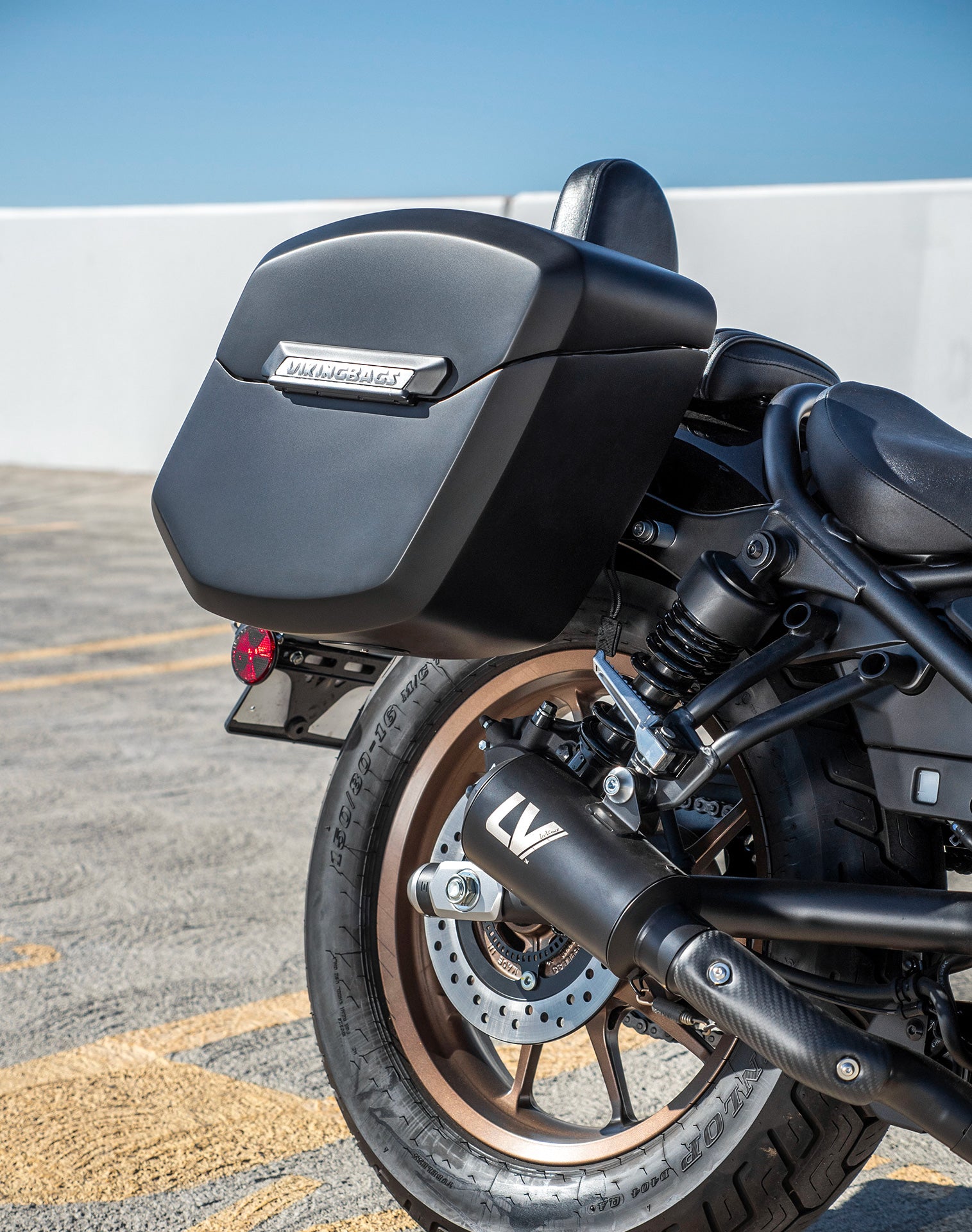 24L - Ironclad Quick-Mount Medium Honda Rebel 300 Matte Hard Saddlebags Life style 3