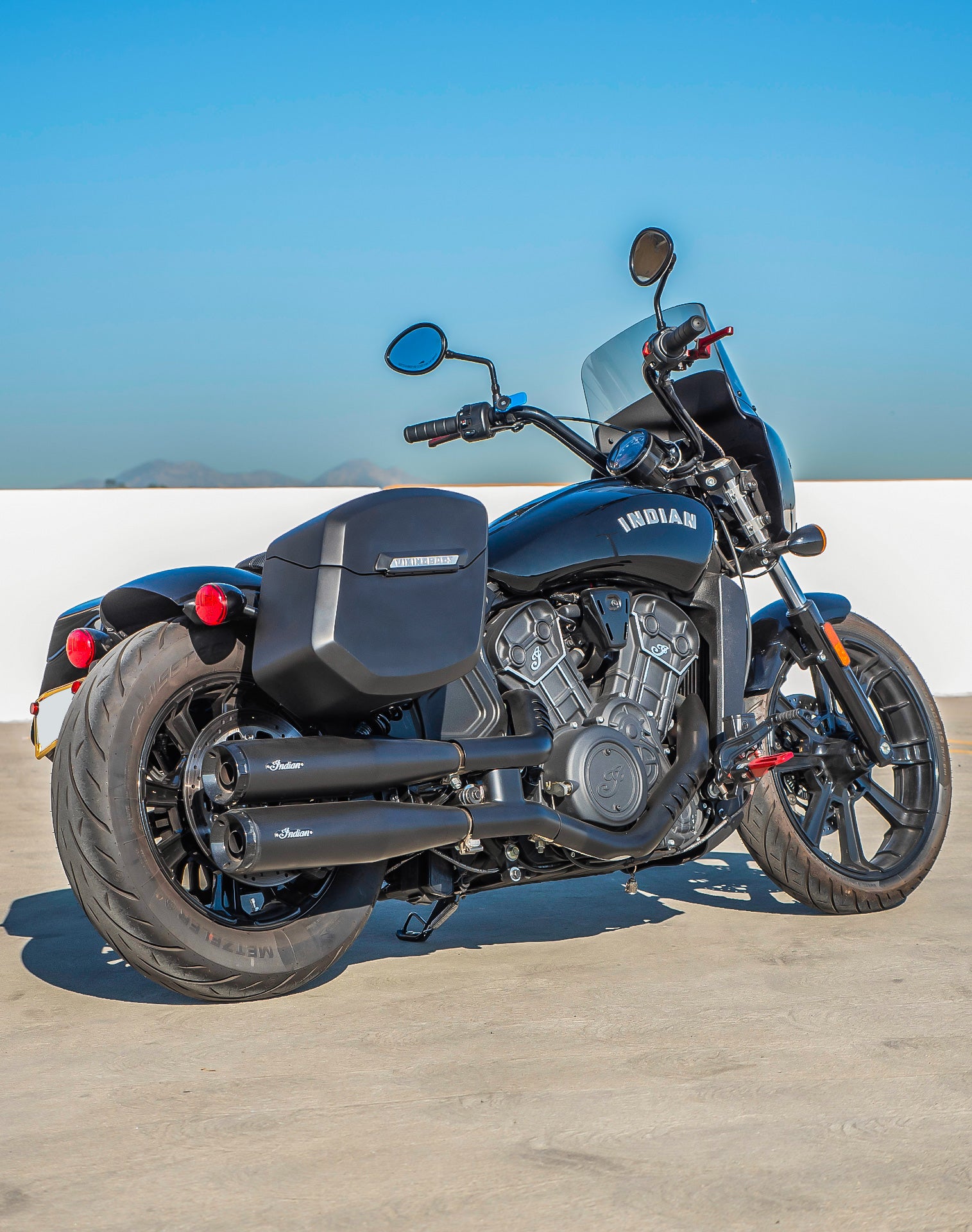 24L - Ironclad Quick-Mount Medium Indian Scout Bobber Twenty Matte Hard Saddlebags Life style 1