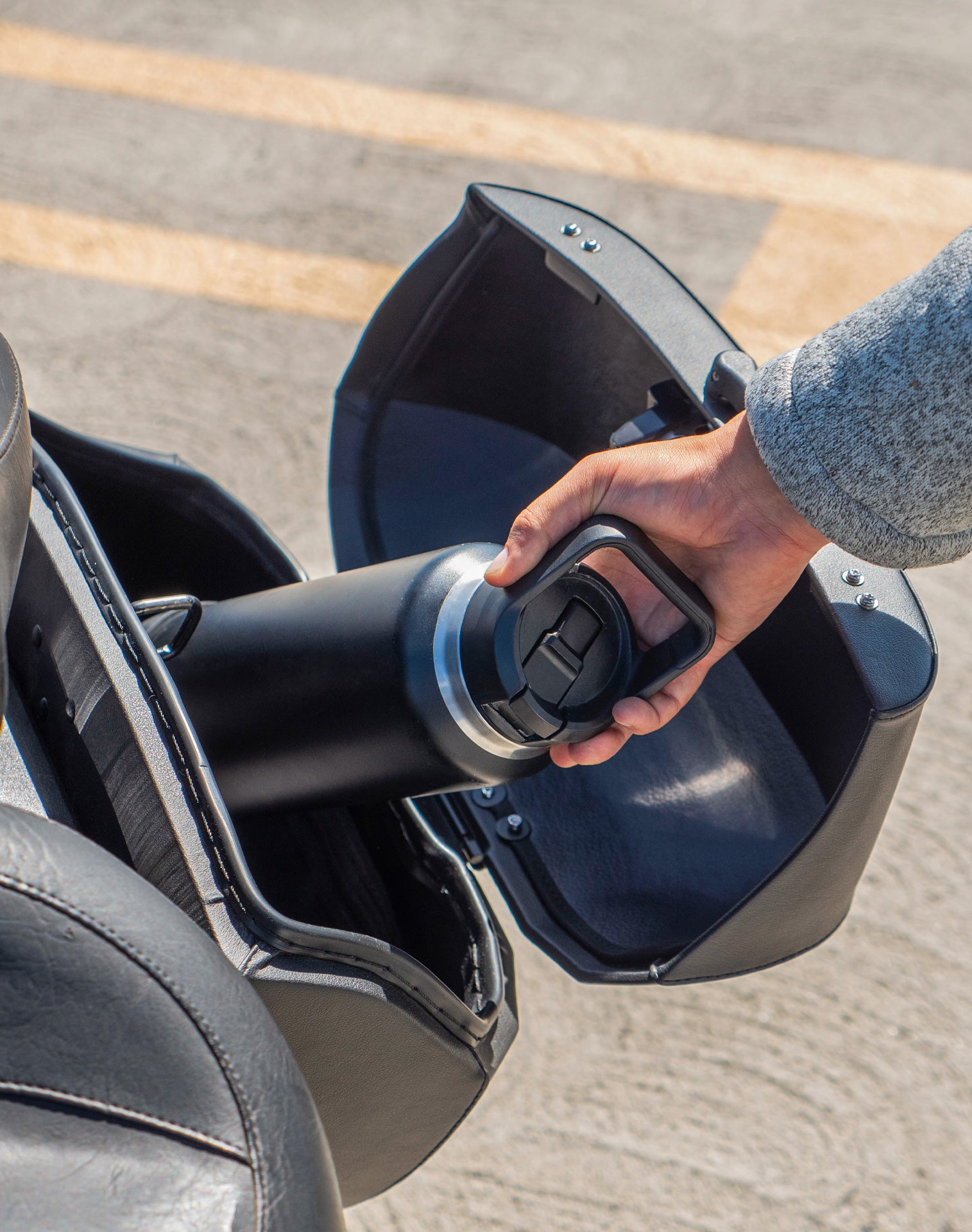 36L - Lamellar Raven Extra Large Honda Shadow 1100 Sabre Shock Cut-out Leather Covered Motorcycle Hard Saddlebags v4