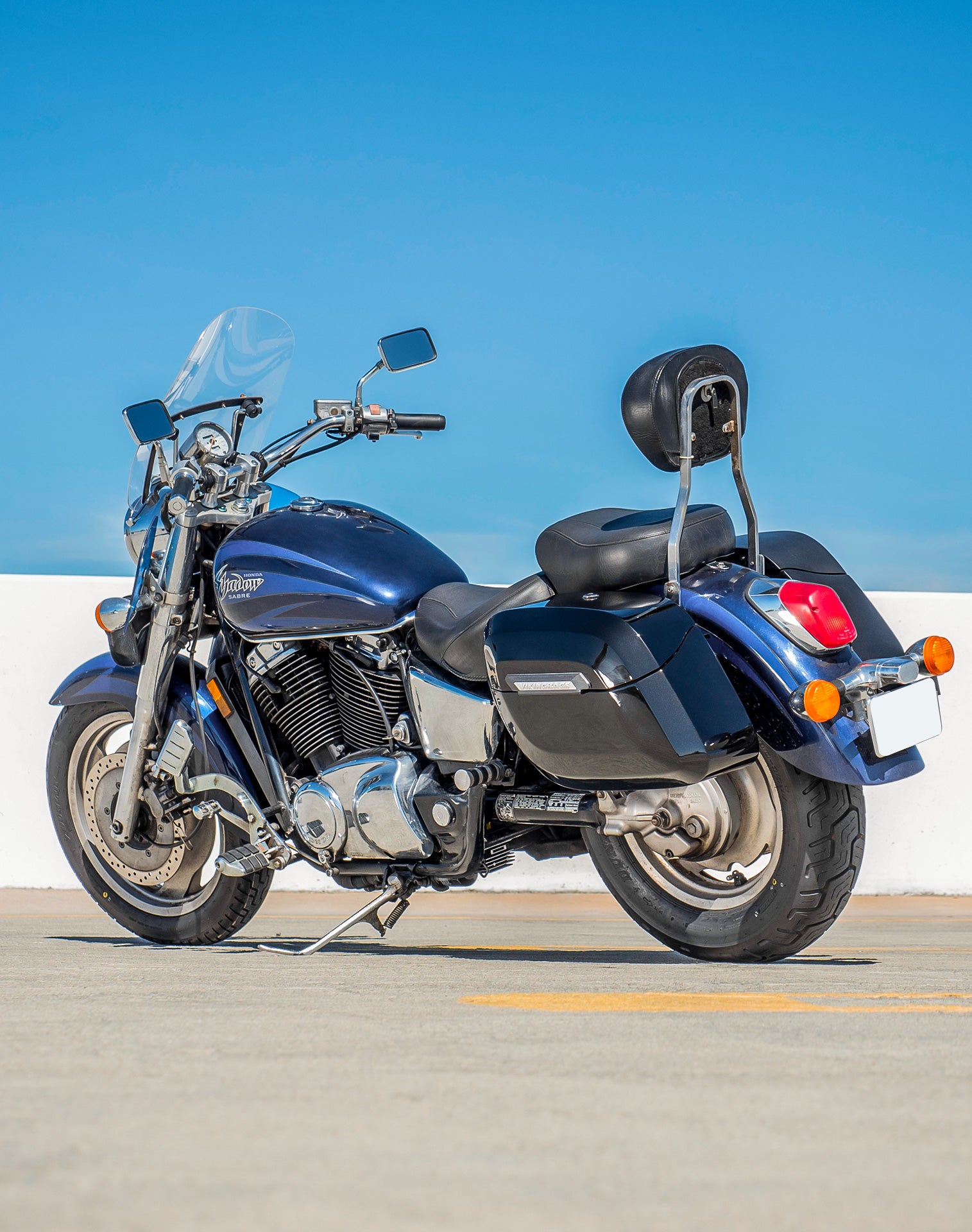 36L - Lamellar Raven Extra Large Honda Shadow 1100 Sabre Shock Cut-out Painted Motorcycle Hard Saddlebags v1