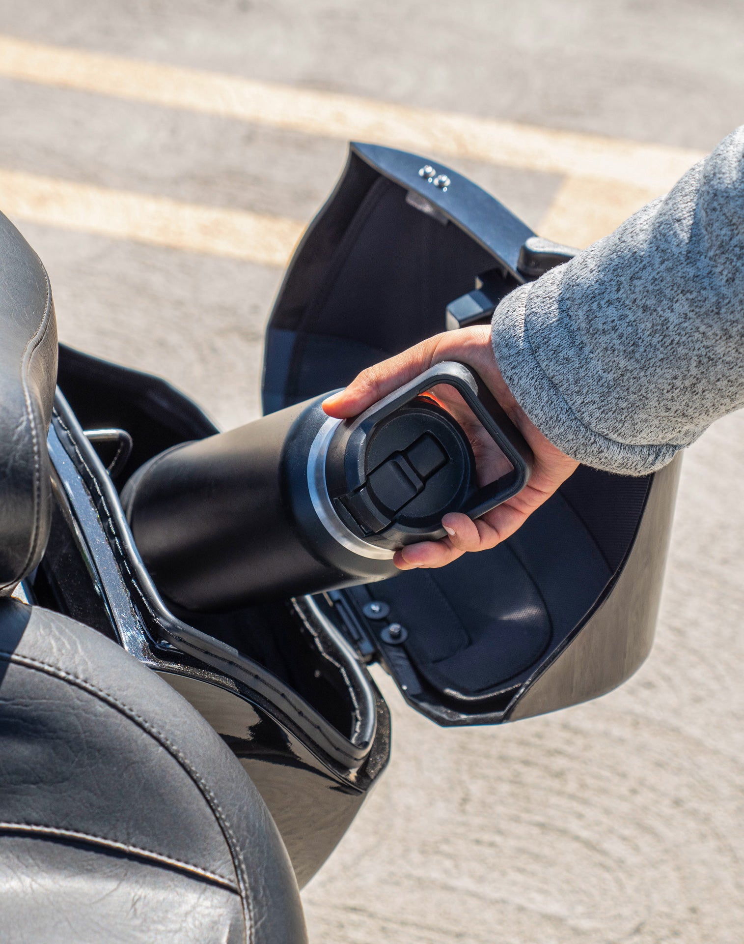 36L - Lamellar Raven Extra Large Honda Shadow 1100 Sabre Shock Cut-out Painted Motorcycle Hard Saddlebags v4