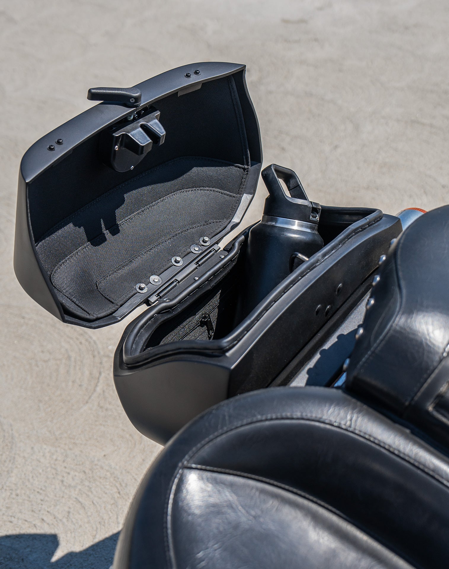 36L - Lamellar Raven Extra Large Honda Shadow 1100 Spirit Shock Cutout Matte Motorcycle Hard Saddlebags v4