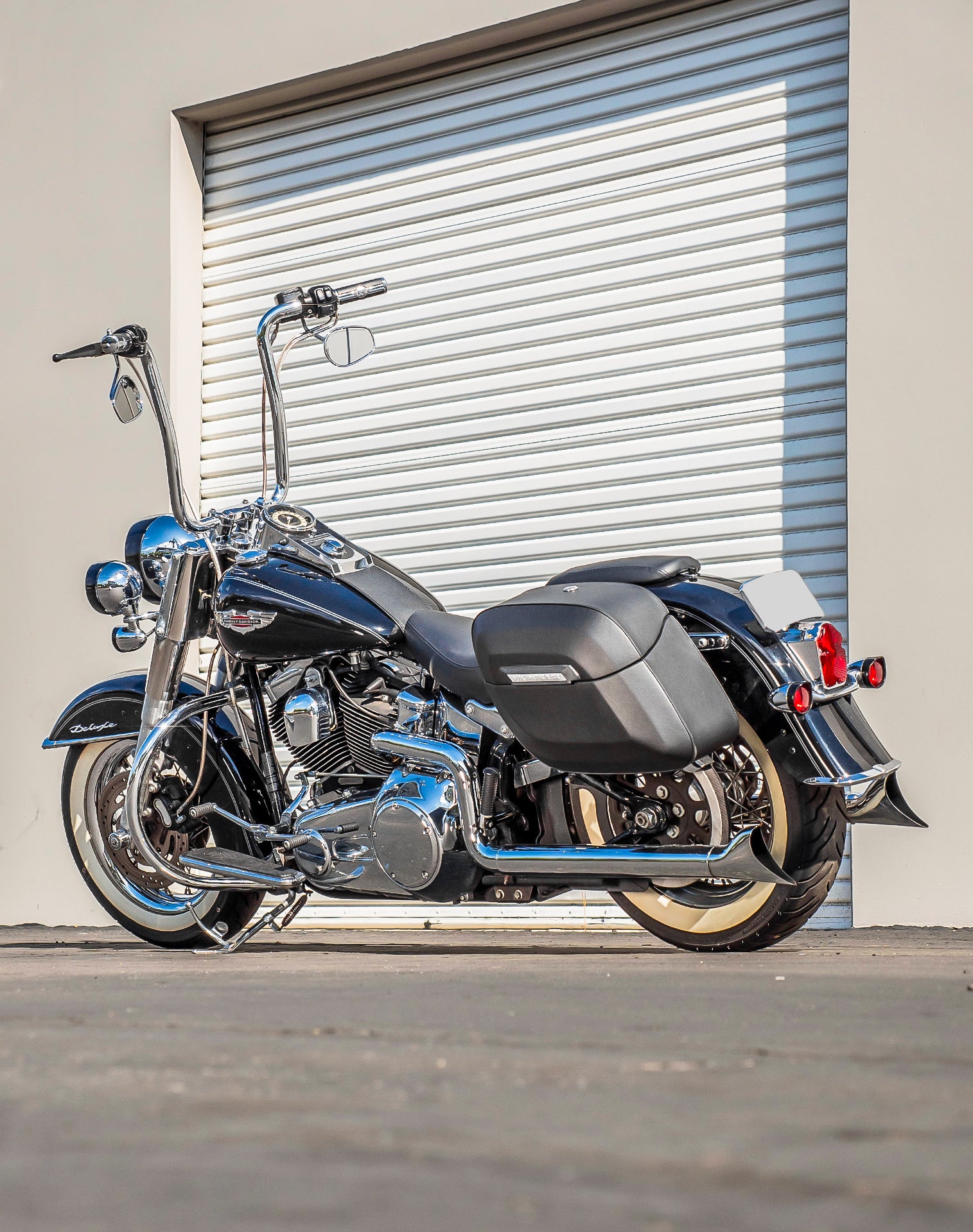 40L - Lamellar Raven Extra Large Leather Covered Motorcycle Hard Saddlebags for Harley Softail Deluxe FLSTN/I v1