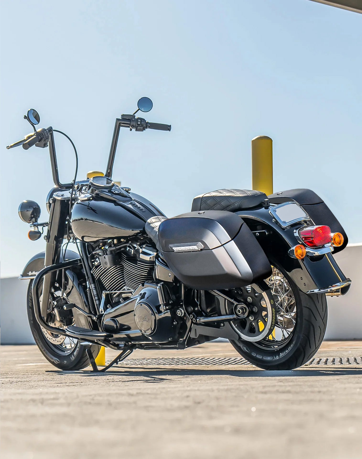 40L - Lamellar Raven Extra Large Matte Motorcycle Hard Saddlebags for Harley Softail Heritage FLHC/S Lifestyle