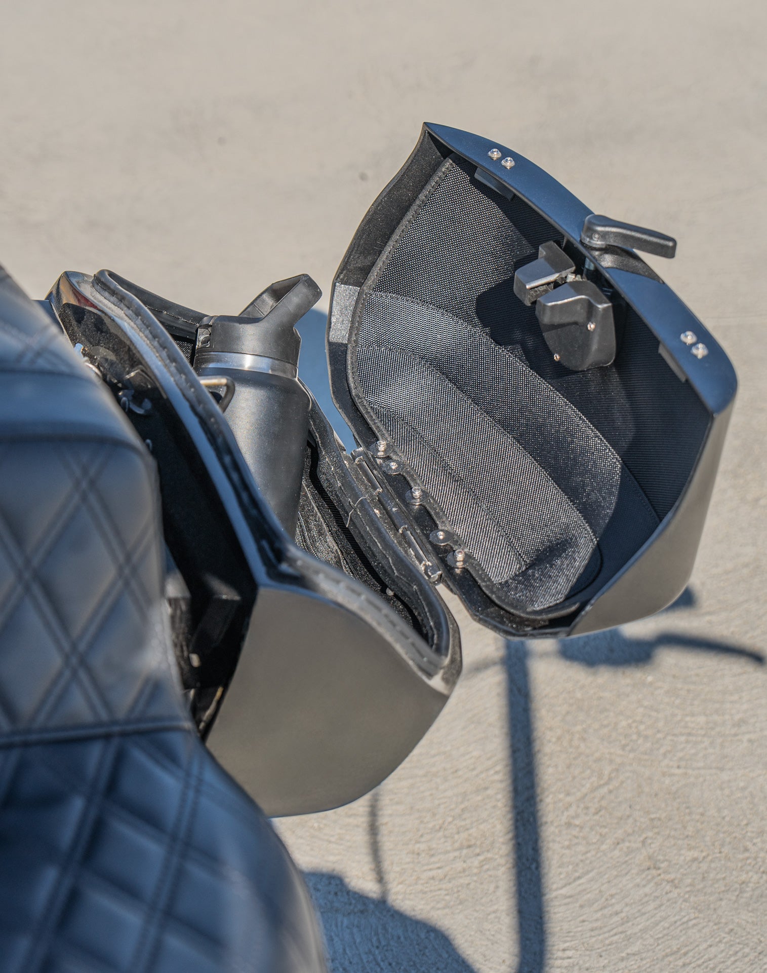 40L - Lamellar Raven Extra Large Painted Motorcycle Hard Saddlebags for Harley Softail Street Bob FXBB/S Lifestyle