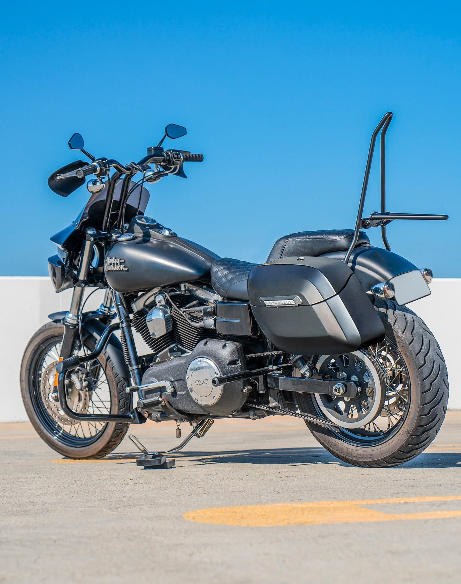 36L - Lamellar Raven Extra Large Shock Cutout Matte Motorcycle Hard Saddlebags for Harley Dyna Street Bob FXDB/I Lifestyle