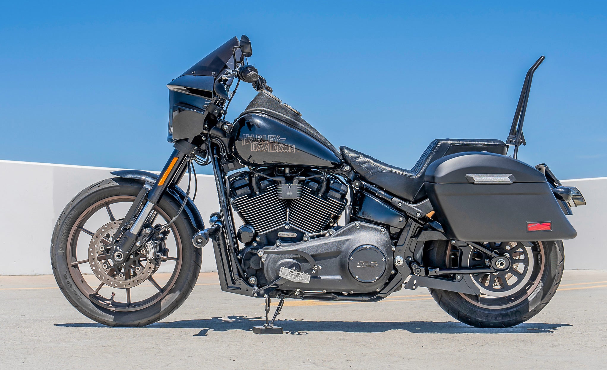 44L - Lamellar Stallion Extra Large Matte Motorcycle Hard Saddlebags for Harley Softail Low Rider S FXLRS Lifestyle @expand