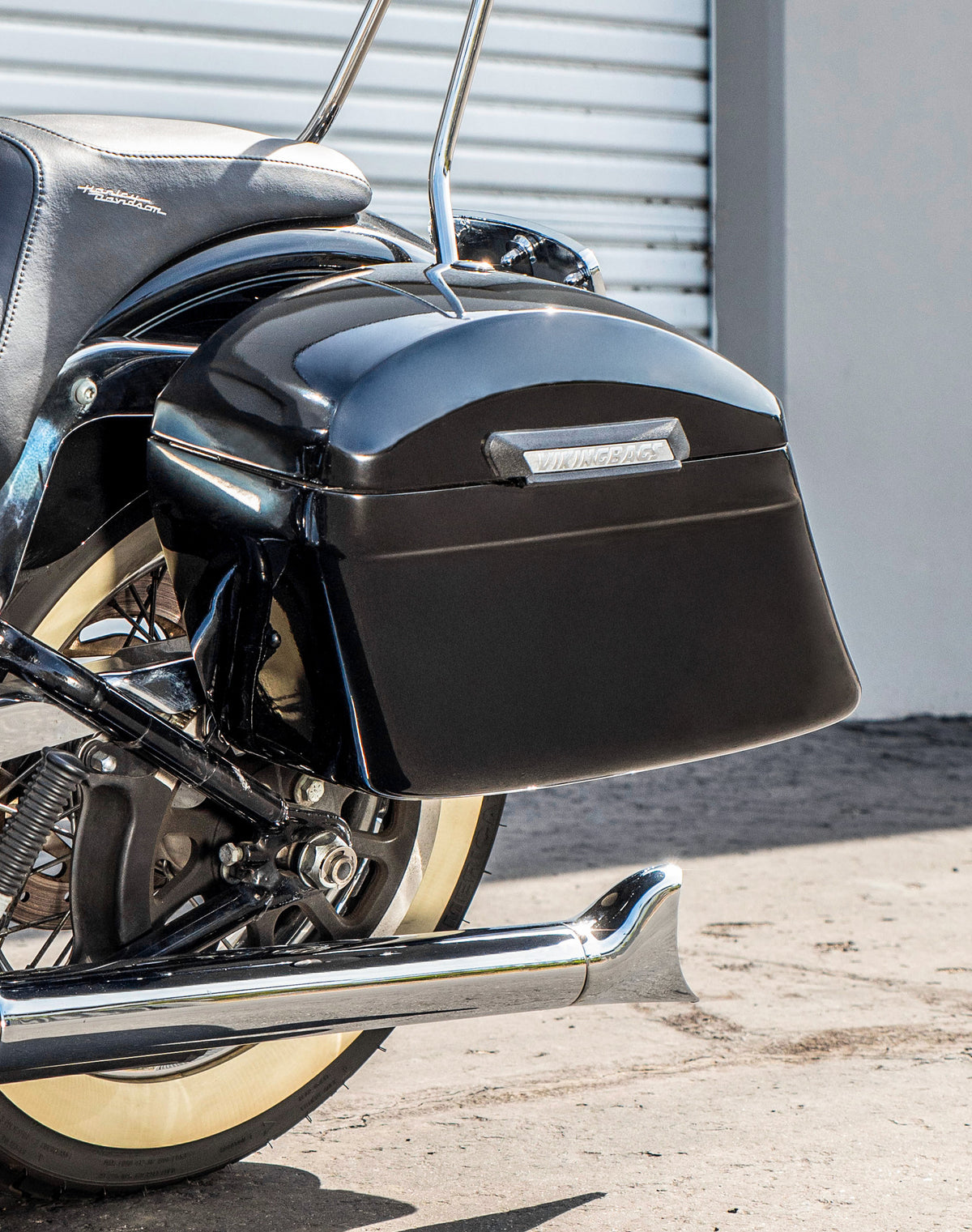 40L - Lamellar Stallion Extra Large Painted Motorcycle Hard Saddlebags for Harley Softail Deluxe FLSTN/I